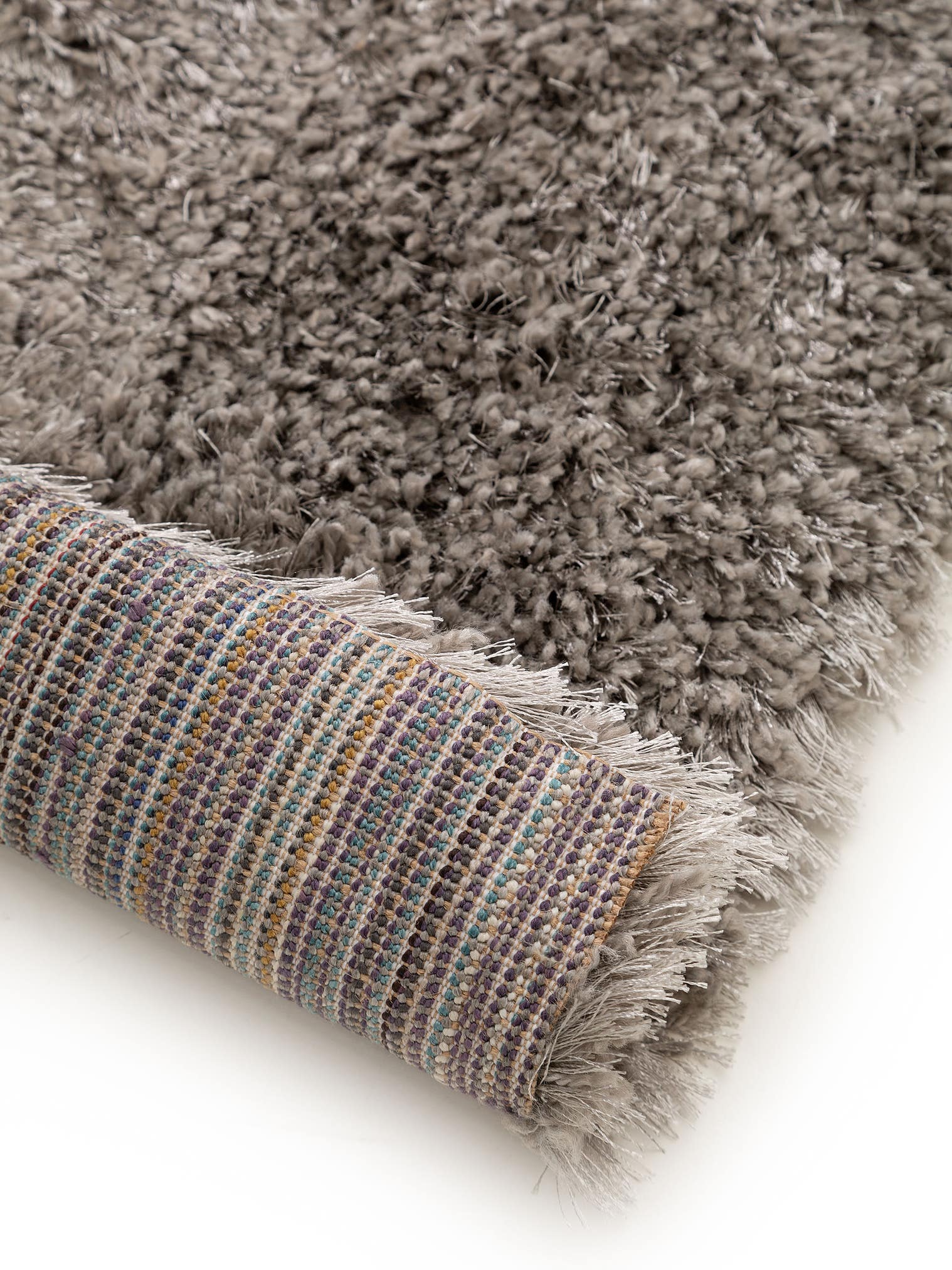 Teppich aus 50% Polyester, 50% Polypropylen in Grau mit 41 bis 50 mm hohem Flor von benuta