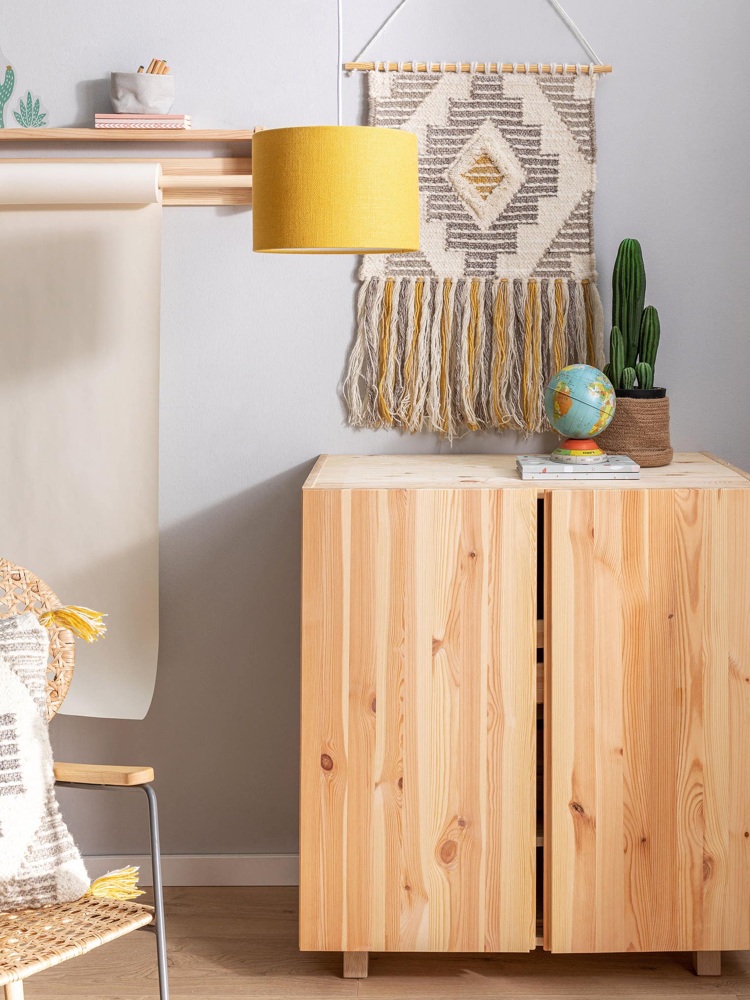Déco de mur Wanda Jaune en motif Kelim en 70% Laine, 30% Polyester de Lytte
