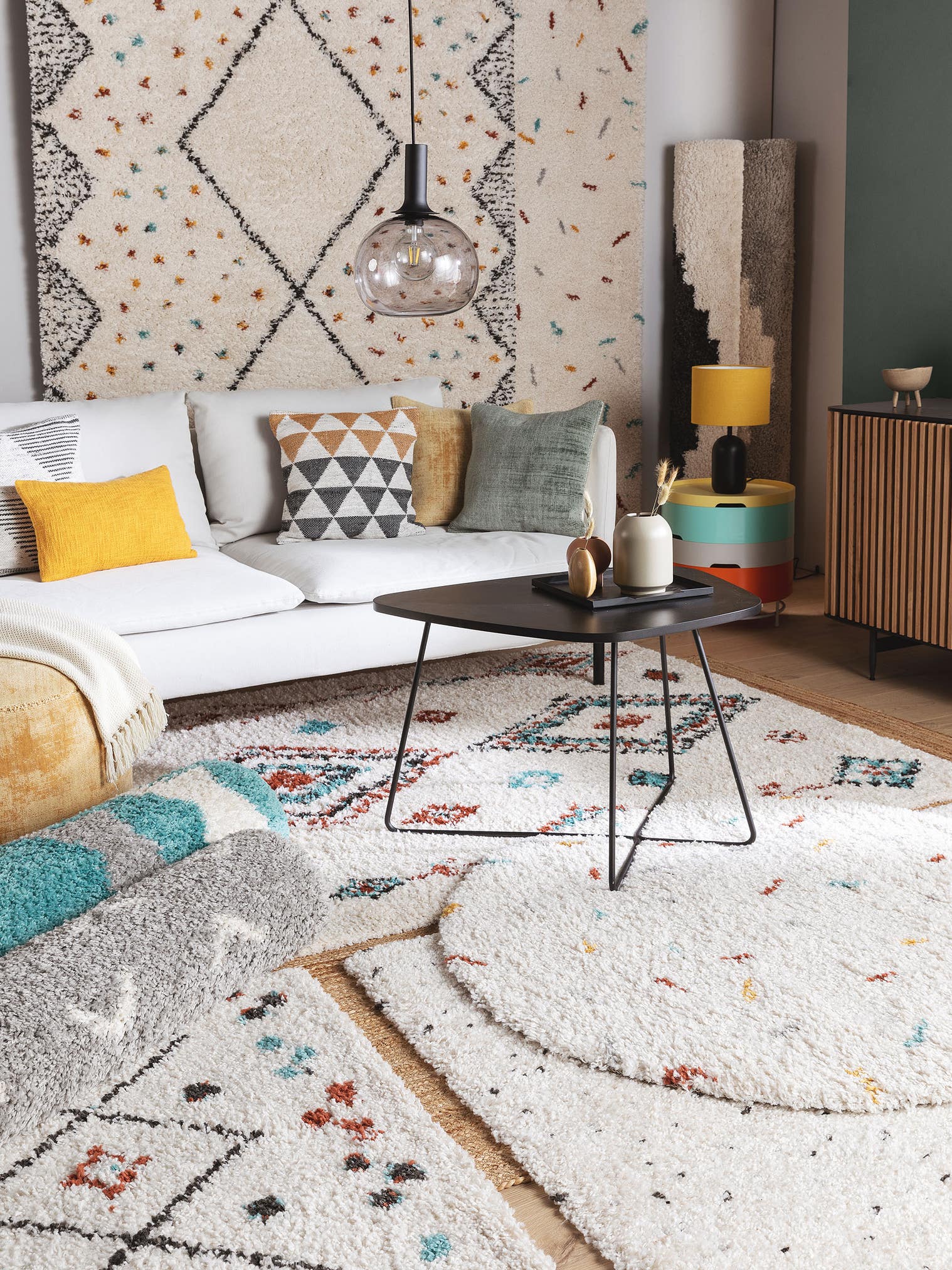 Teppe av 100 % polypropylen i Beige med 21 til 30 mm høy lugg fra benuta Pop