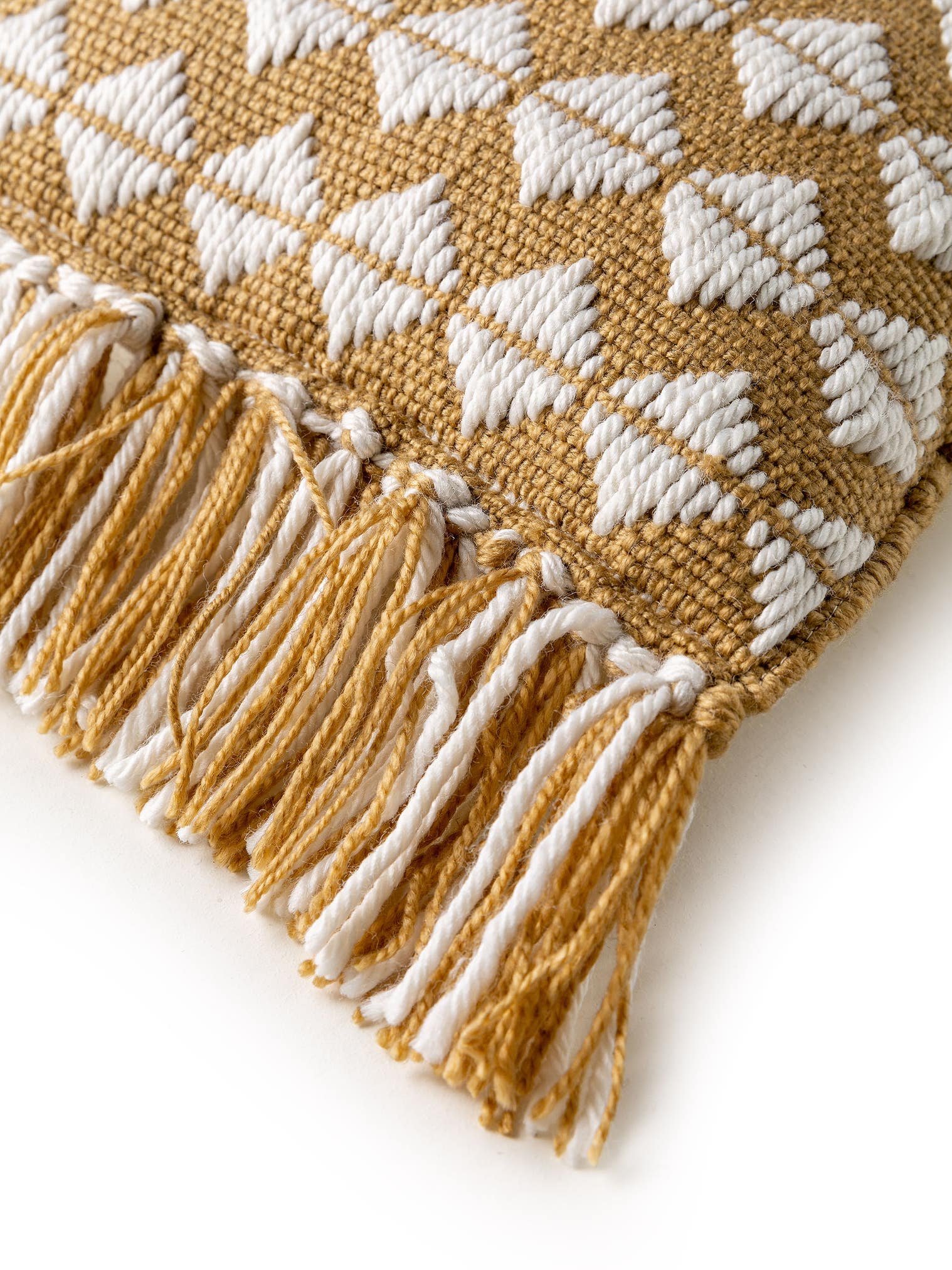 In- & Outdoor cushion Morty Yellow in Geometric design made of 100% Polyester (recycled PET) by benuta Pure