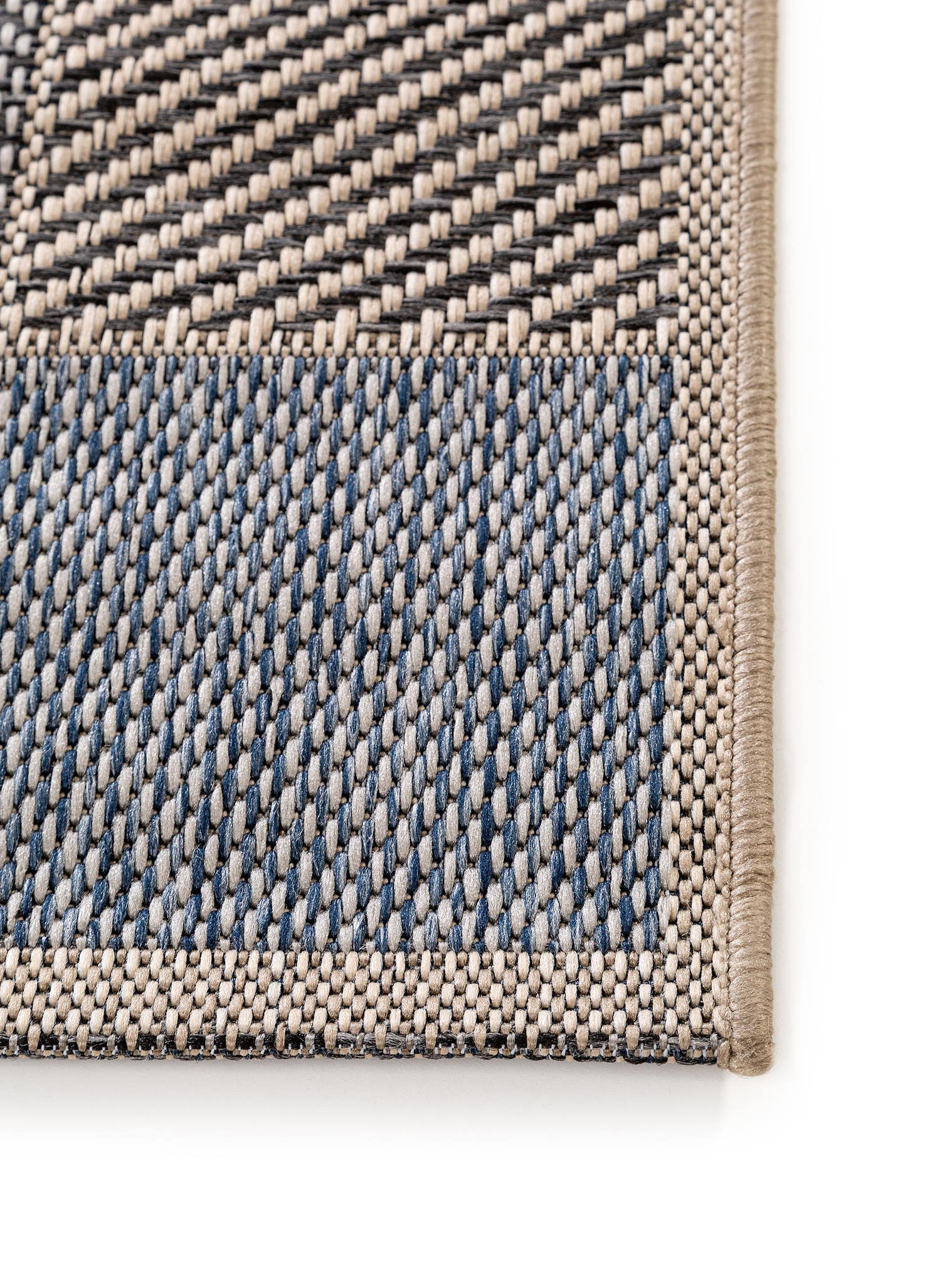 Teppich aus 100% Polypropylen in Blau mit bis 5 mm hohem Flor von benuta Nest