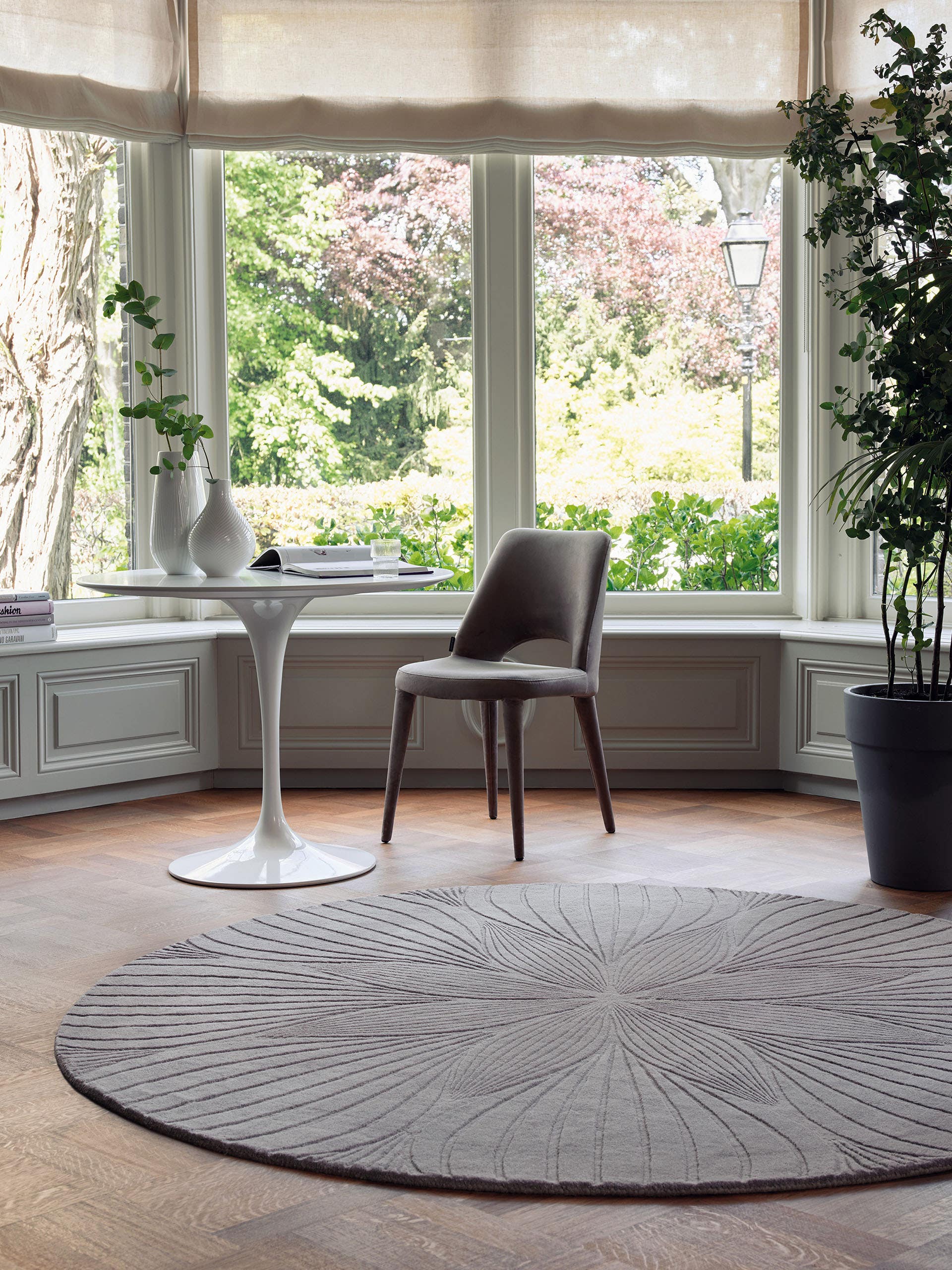 Alfombra de 100% Lana en Gris con un pelo de {{Placeholder_Pile Height}} de altura de Wedgwood