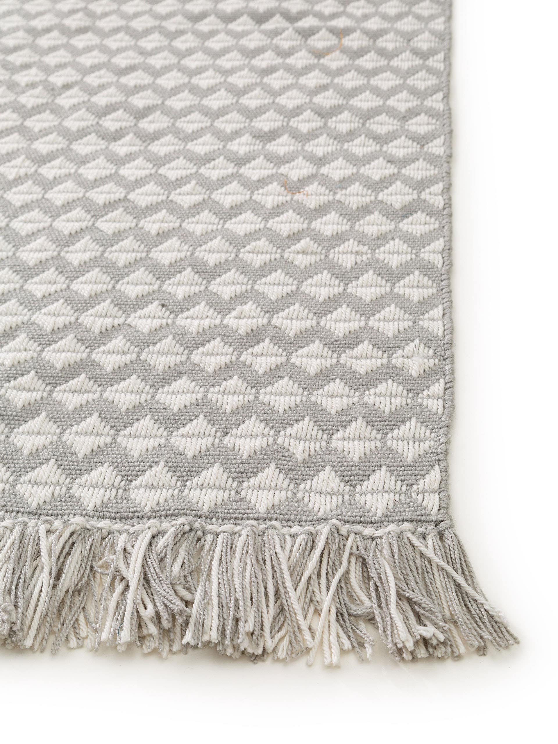 Alfombra de 100% Polyester (PET reciclado) en Gris con un pelo de {{Placeholder_Pile Height}} de altura de benuta Pure