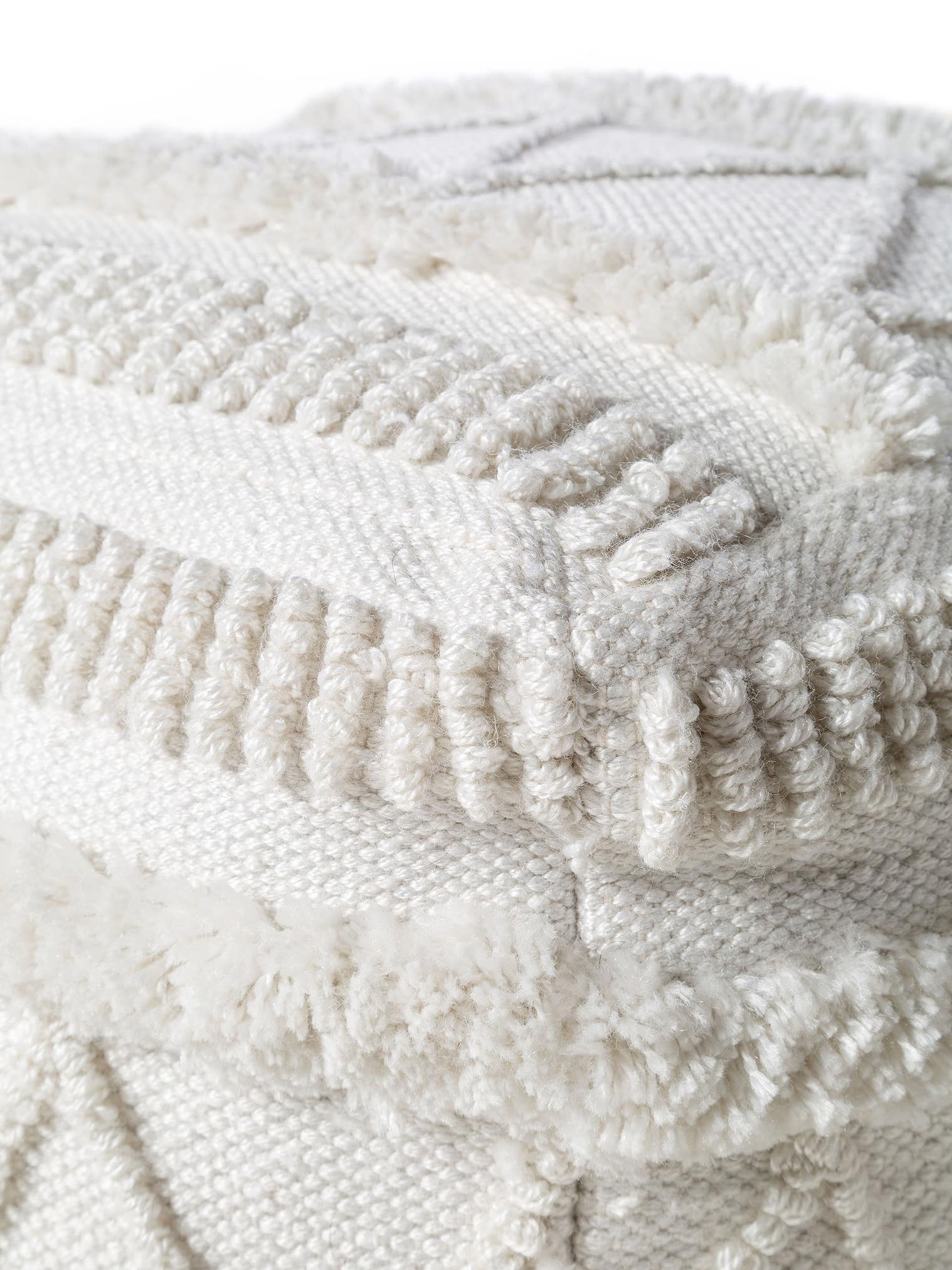 Pouf d'intérieur et d'extérieur Toni Ivoire en motif Berbère en 100% Polyester de benuta Pure