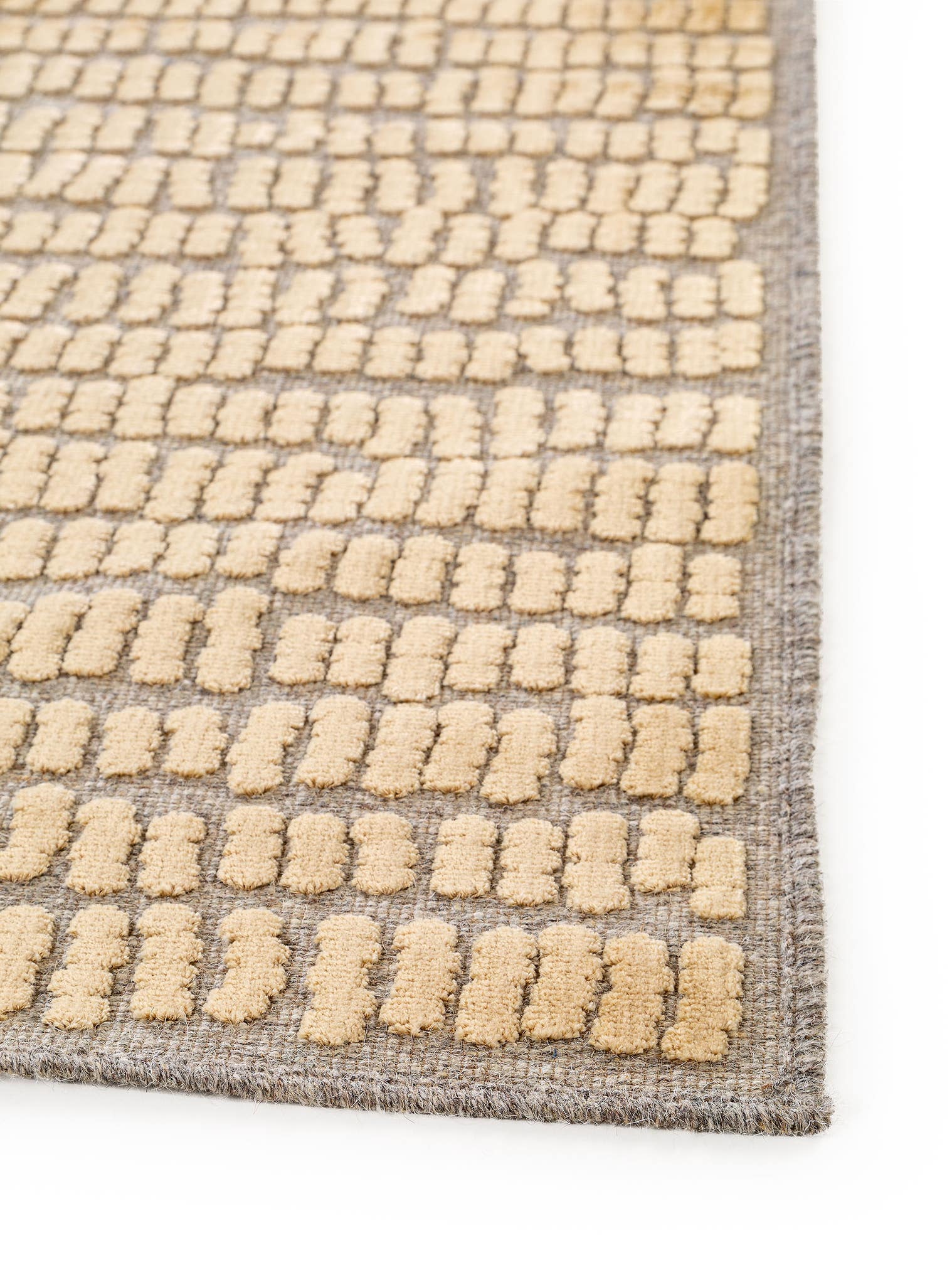 Tapis en 100% Viscose en Jaune avec une pile de 1- 5 mm de hauteur de benuta Pure