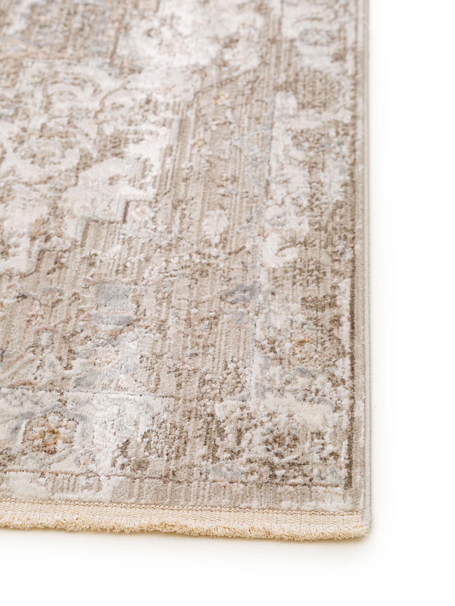 Rug made of 65% Viscose, 35% Polyester in Beige with a 6 - 10 mm high pile by benuta Nest