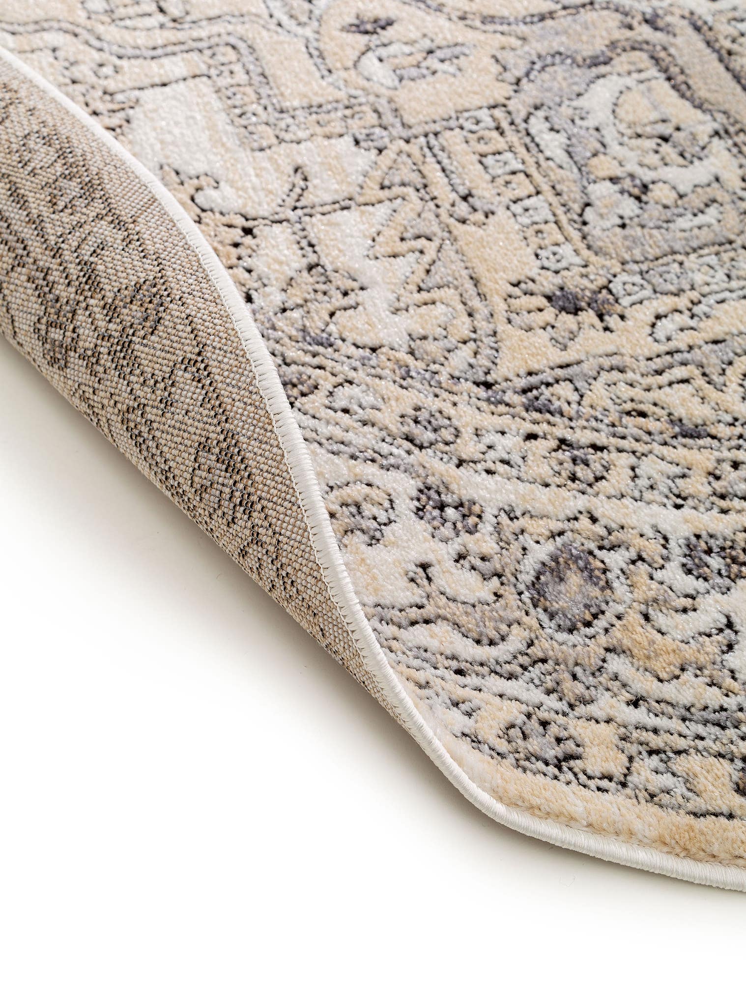 Tappeto di 70% Poliestere, 30% Polipropilene in Beige con pelo alto 11 - 20 mm da benuta Nest