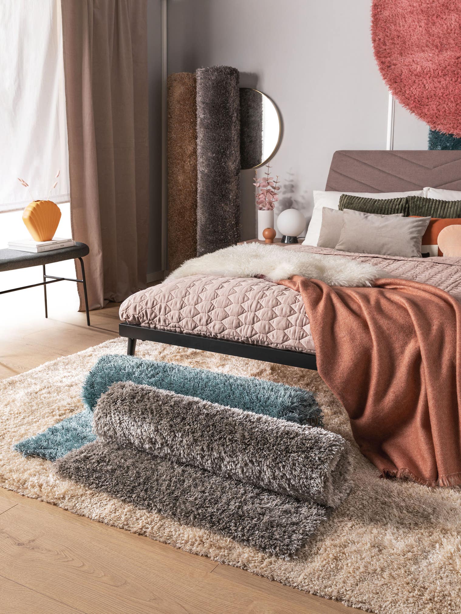 Teppich aus 50% Polyester, 50% Polypropylen in Grau mit 41 bis 50 mm hohem Flor von benuta