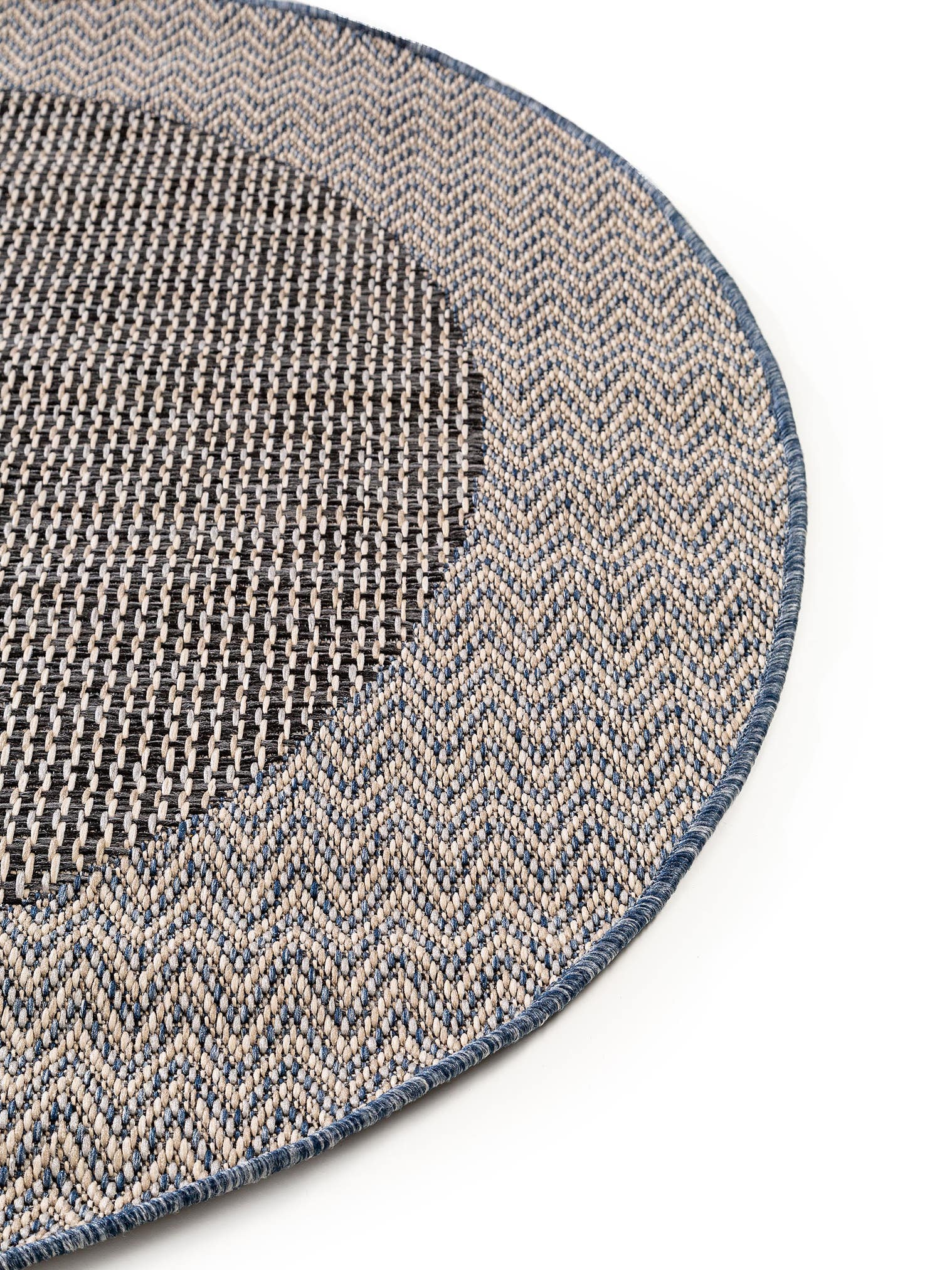 Teppich aus 100% Polypropylen in Beige mit bis 5 mm hohem Flor von benuta Nest