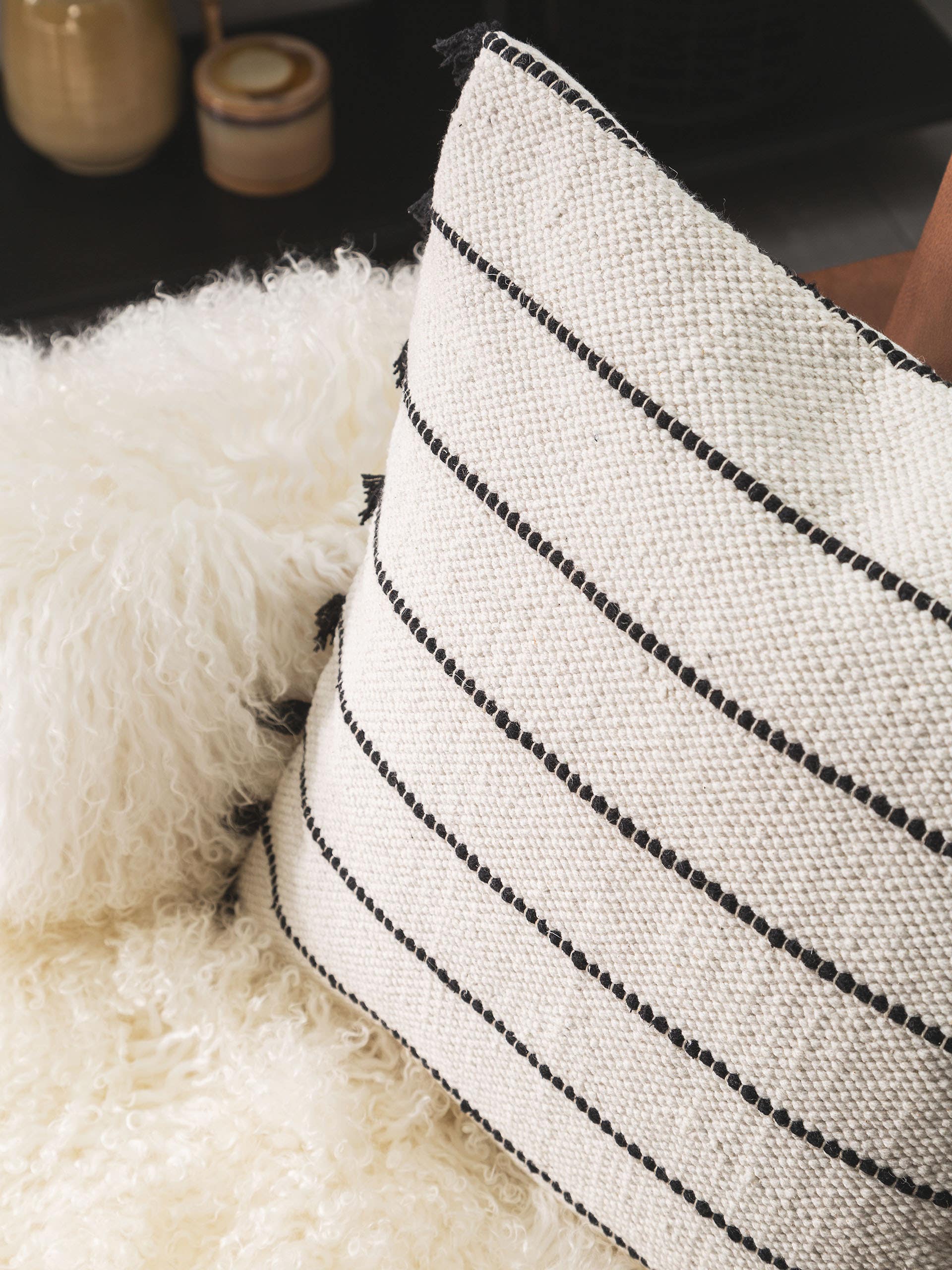 Cushion Cover Bo Ivory in Berber design made of 100% Cotton by benuta Pop