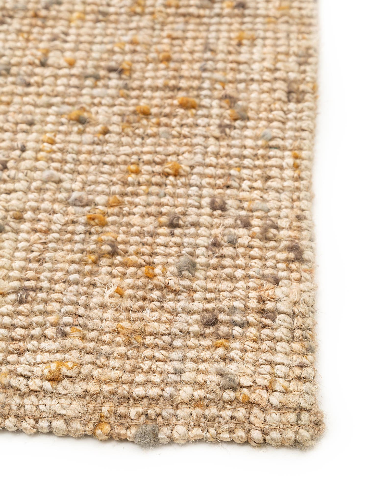 Teppich aus 85% Jute, 15% Wolle in Gelb mit bis 5 mm hohem Flor von benuta Pure