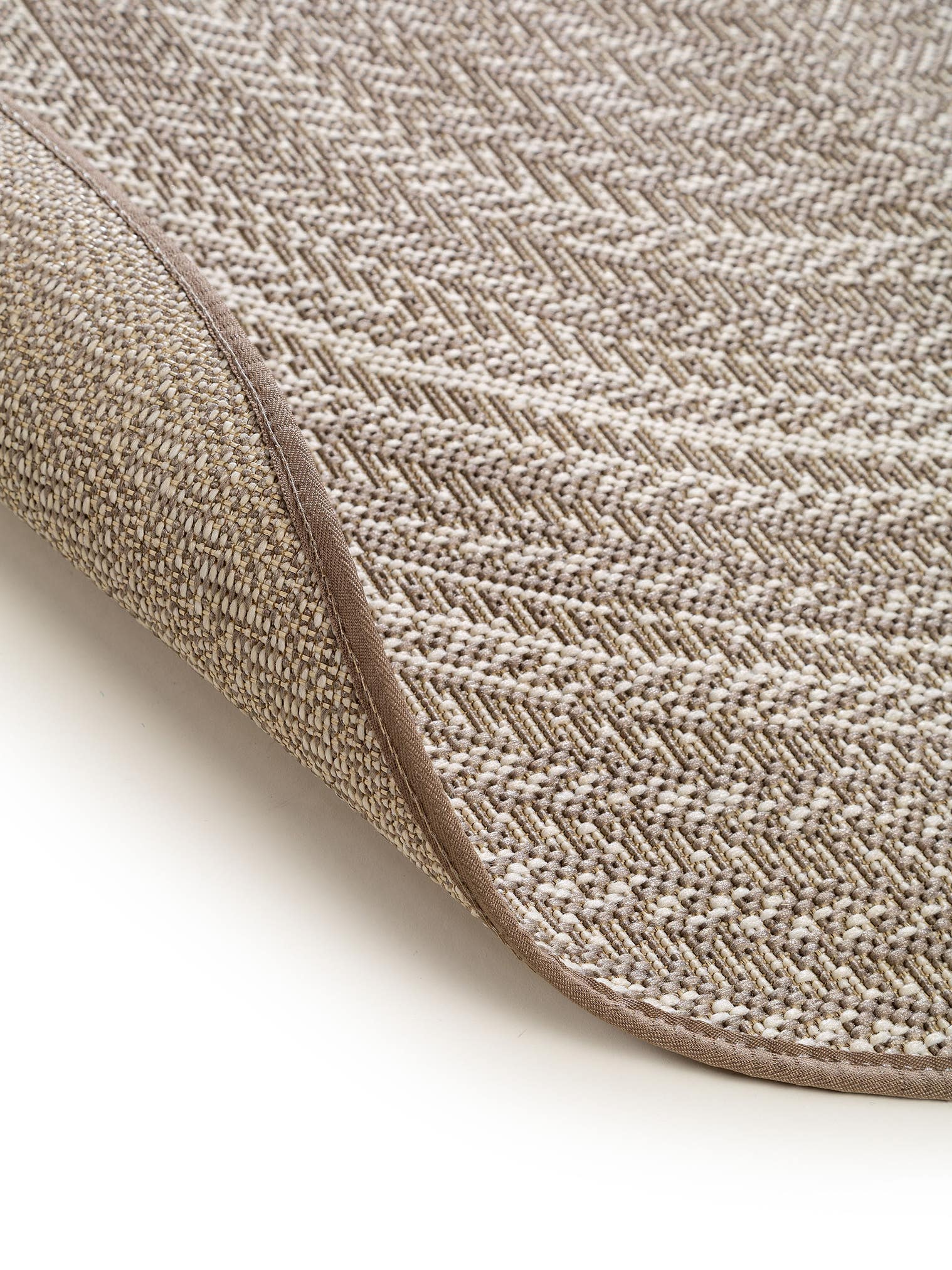 Tapis en 100% Polypropylène en Beige avec une pile de 1- 5 mm de hauteur de benuta Nest