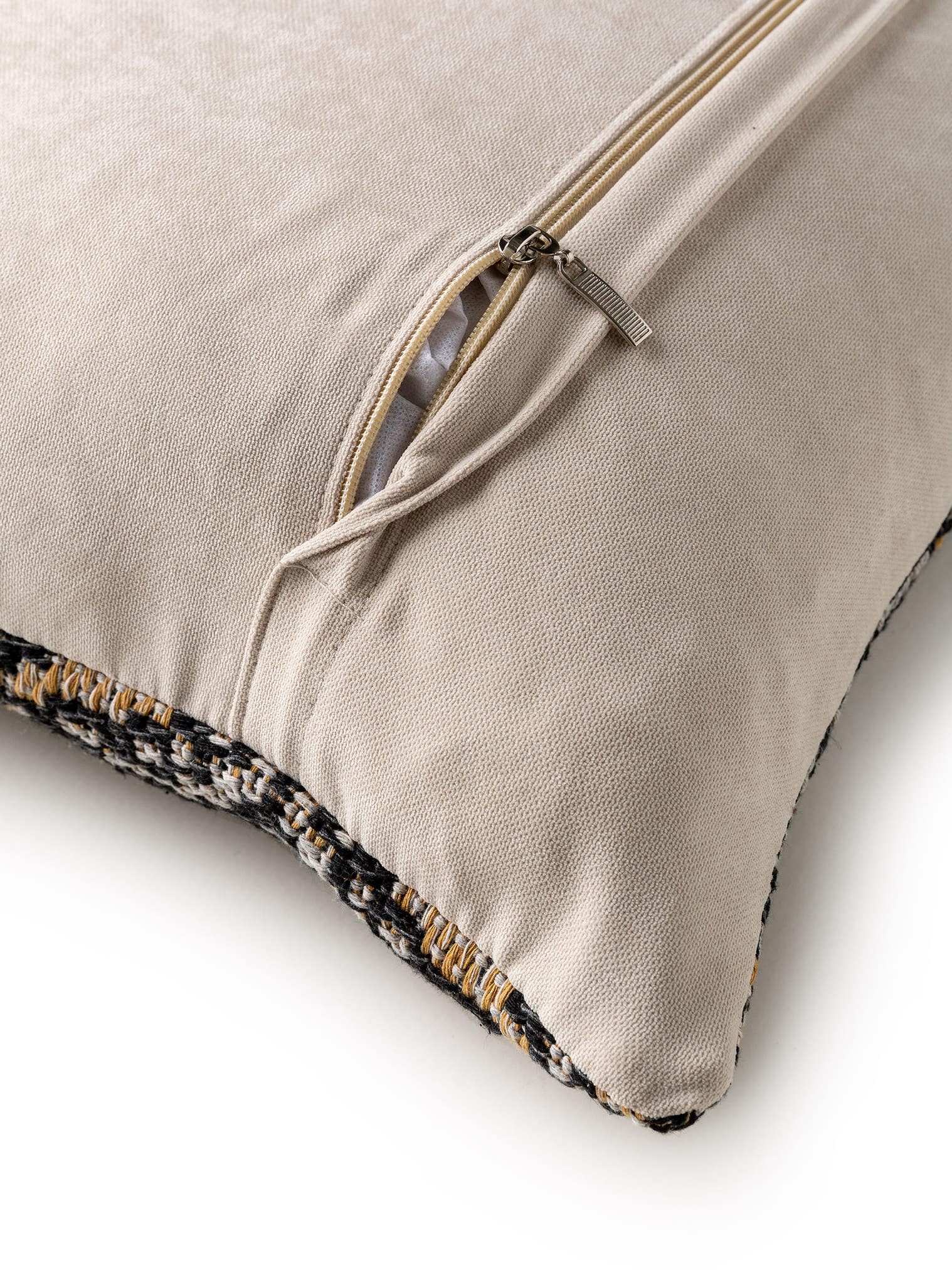 Funda de almohada Nizza Negro con diseño de Bereber en 100% Algodón de benuta Nest