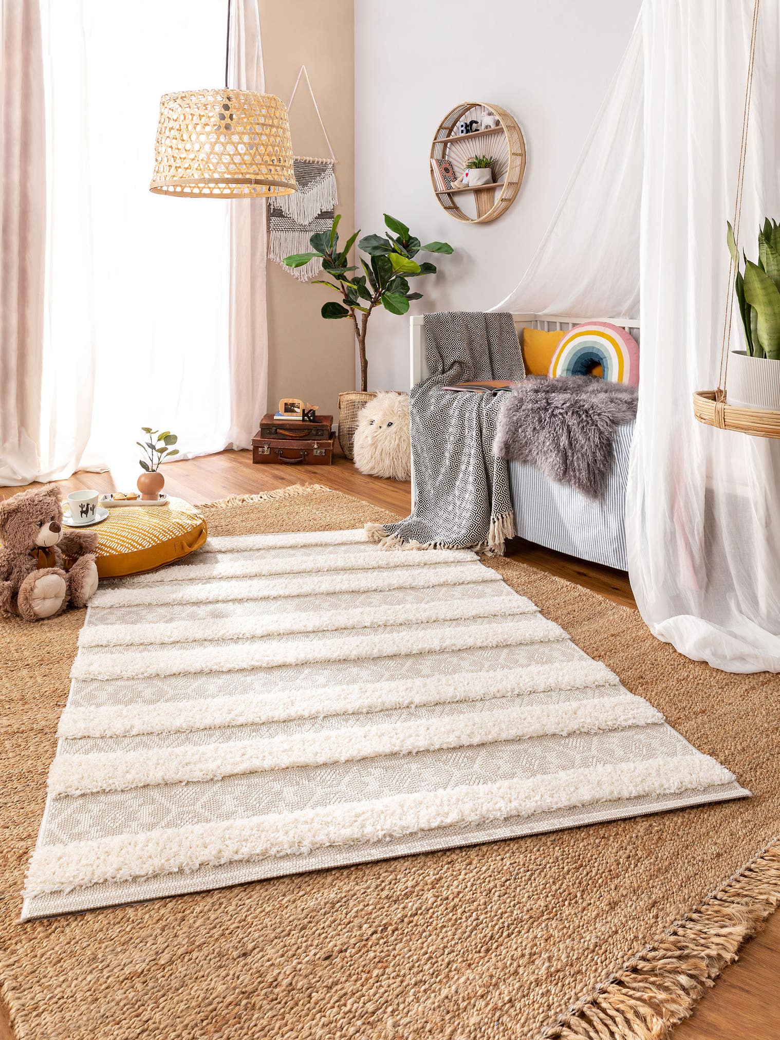 Teppich aus 100% Polypropylen in Beige mit 21 bis 30 mm hohem Flor von Lytte