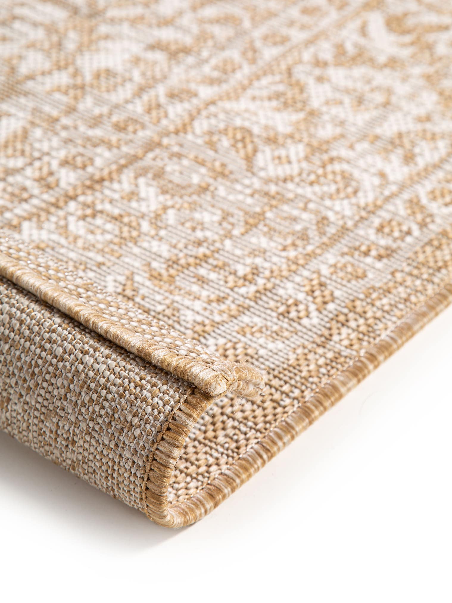 Tæppe af 100% Polypropylen i Beige med 1- 5 mm høj luv fra benuta Nest