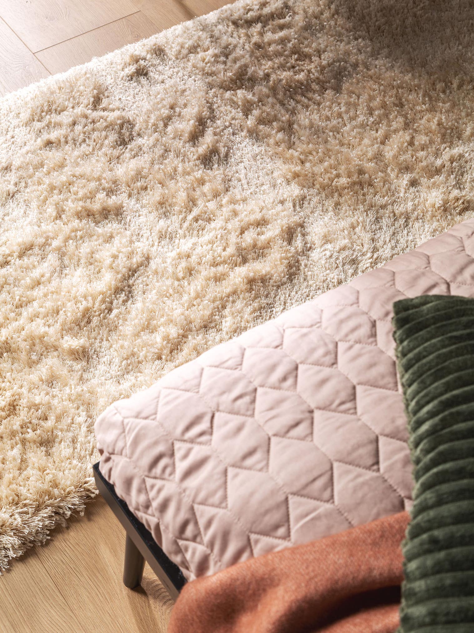 Tapis en 50% Polyester, 50% Polypropylène en Beige avec une pile de 41 - 50 mm de hauteur de benuta