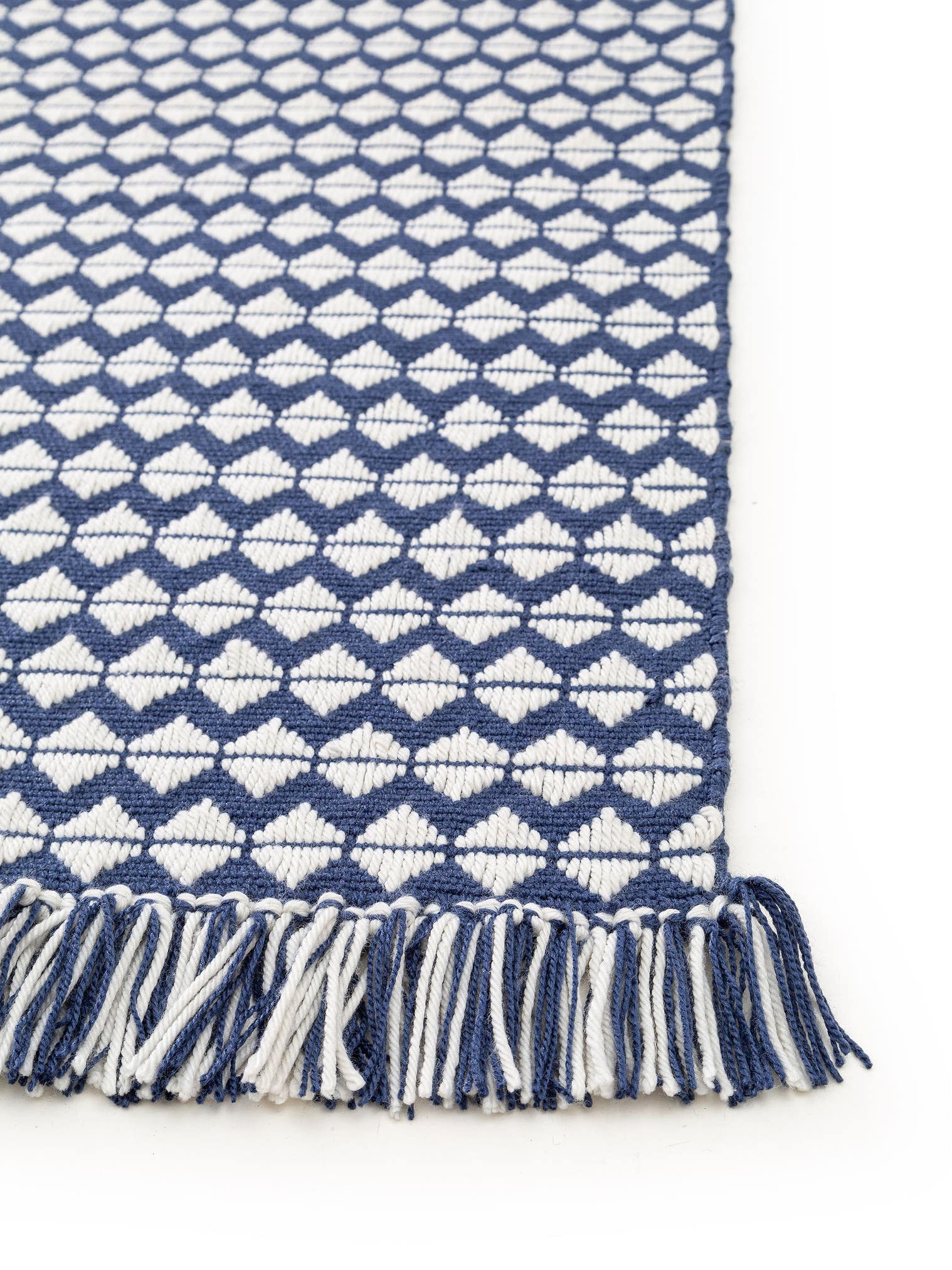 Alfombra de 100% Polyester (PET reciclado) en Azul con un pelo de {{Placeholder_Pile Height}} de altura de benuta Pure
