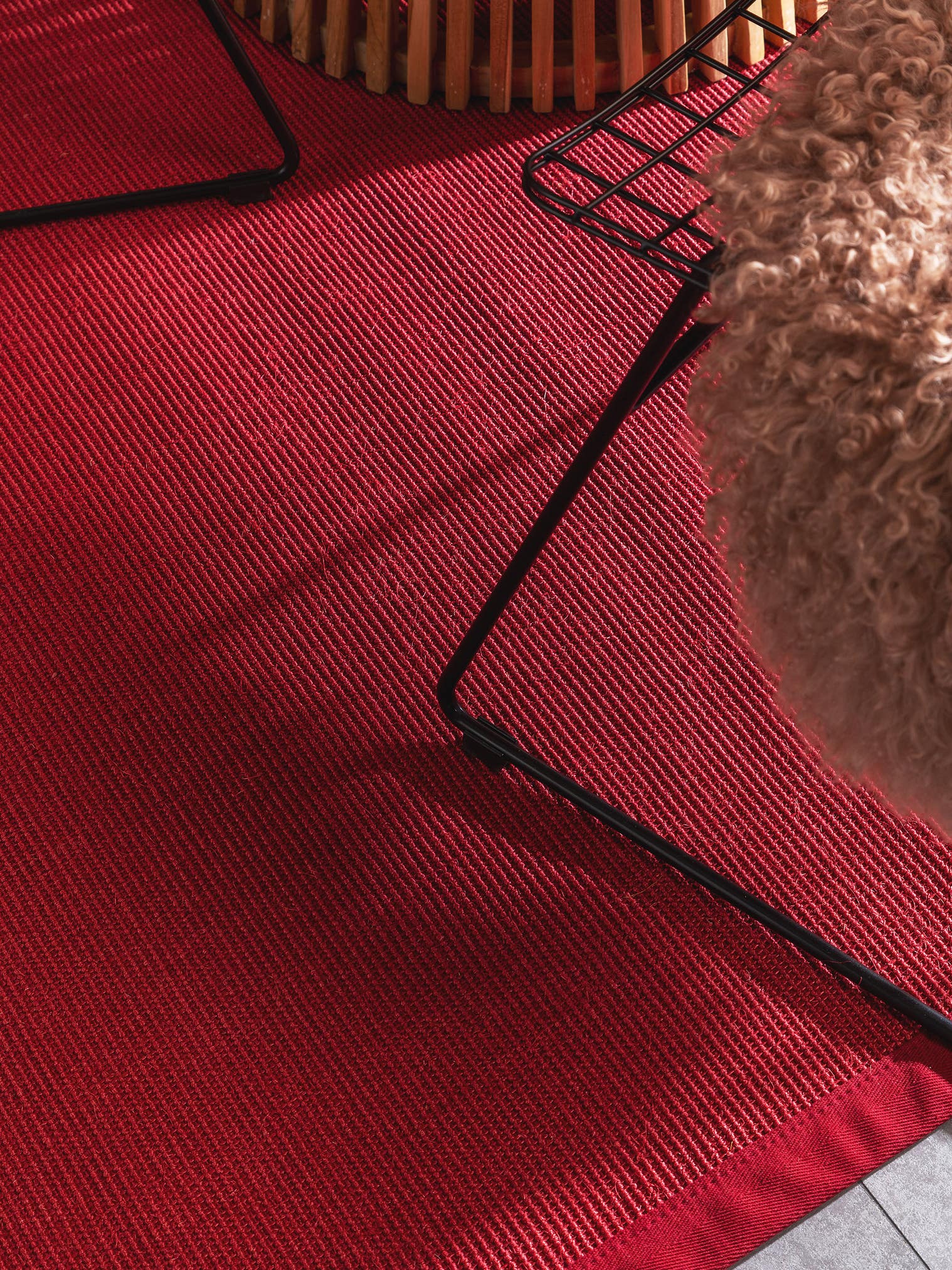 Tappeto di 100% Sisal in Rosso con pelo alto 1- 5 mm da benuta Nest