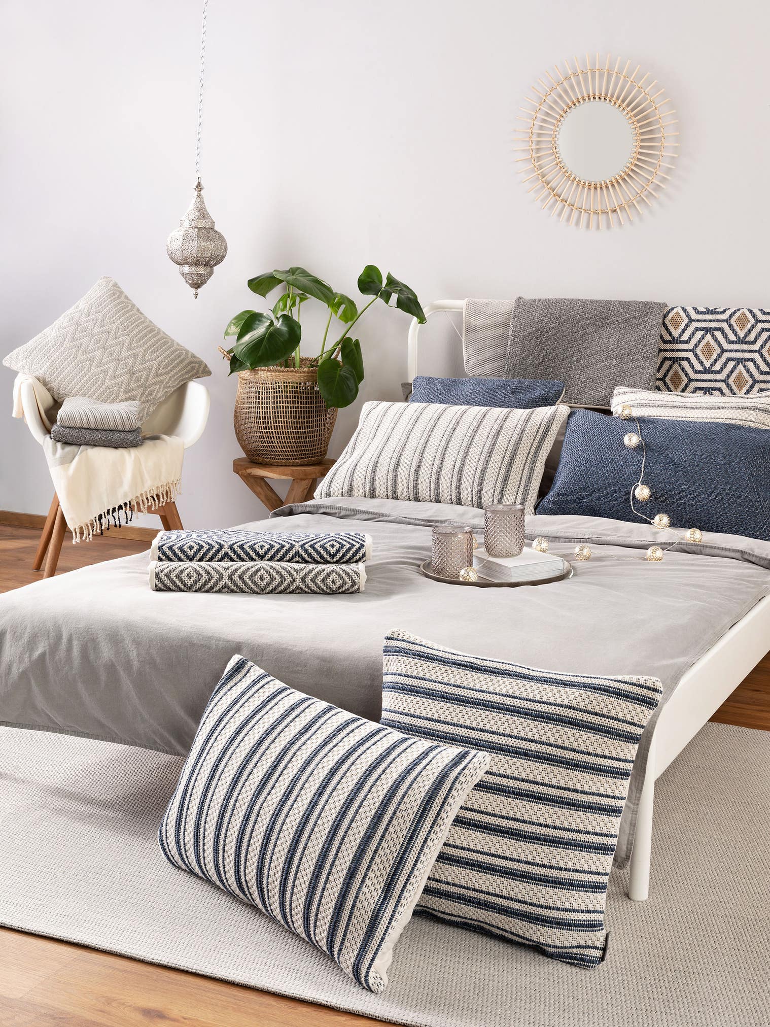 Funda de almohada Ibiza Gris claro con diseño de Ikat en 100% Algodón de benuta Nest