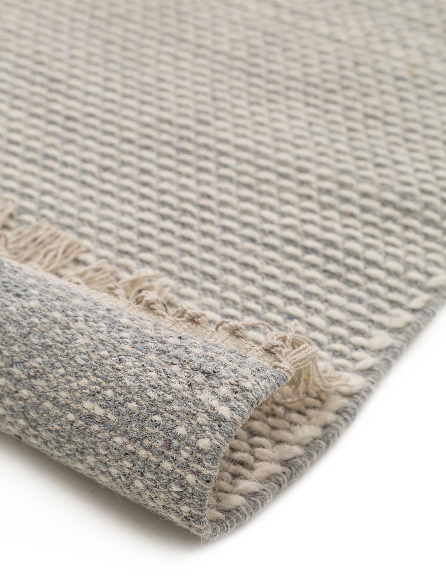 Alfombra de 60% Algodón, 40% Lana en Gris con un pelo de {{Placeholder_Pile Height}} de altura de benuta Pure