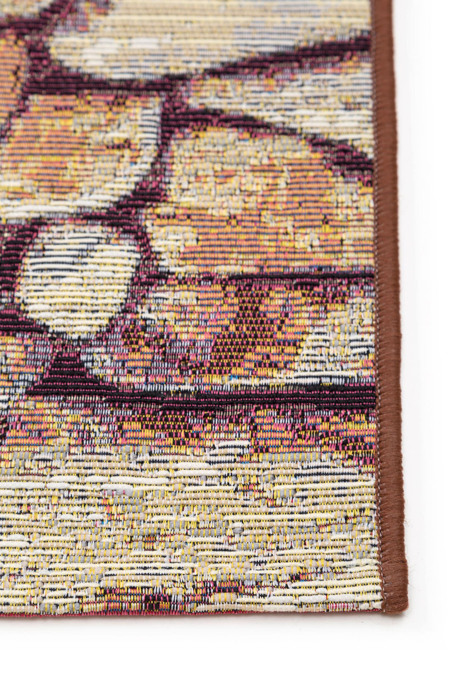 Teppich aus 76% Polypropylen, 24% Polyester in Multicolor mit bis 5 mm hohem Flor von benuta