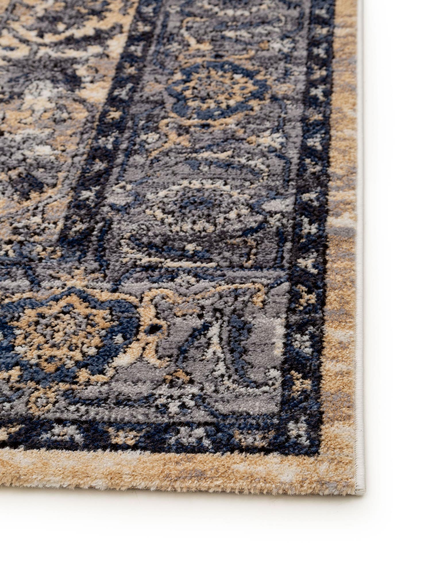 Teppich aus 70% Polyester, 30% Polypropylen in Blau mit 11 bis 20 mm hohem Flor von benuta Nest