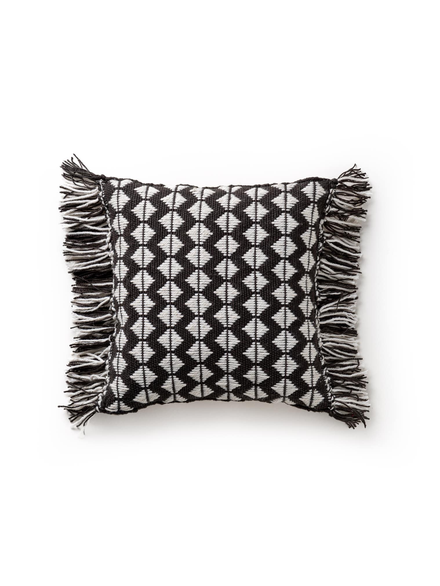 In- & Outdoor cushion Morty Black/White in Geometric design made of 100% Polyester (recycled PET) by benuta Pure