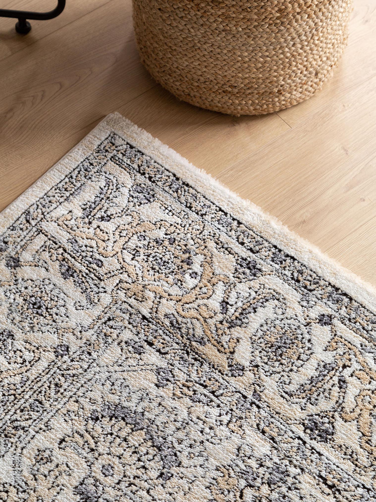 Teppich aus 70% Polyester, 30% Polypropylen in Beige mit 11 bis 20 mm hohem Flor von benuta Nest