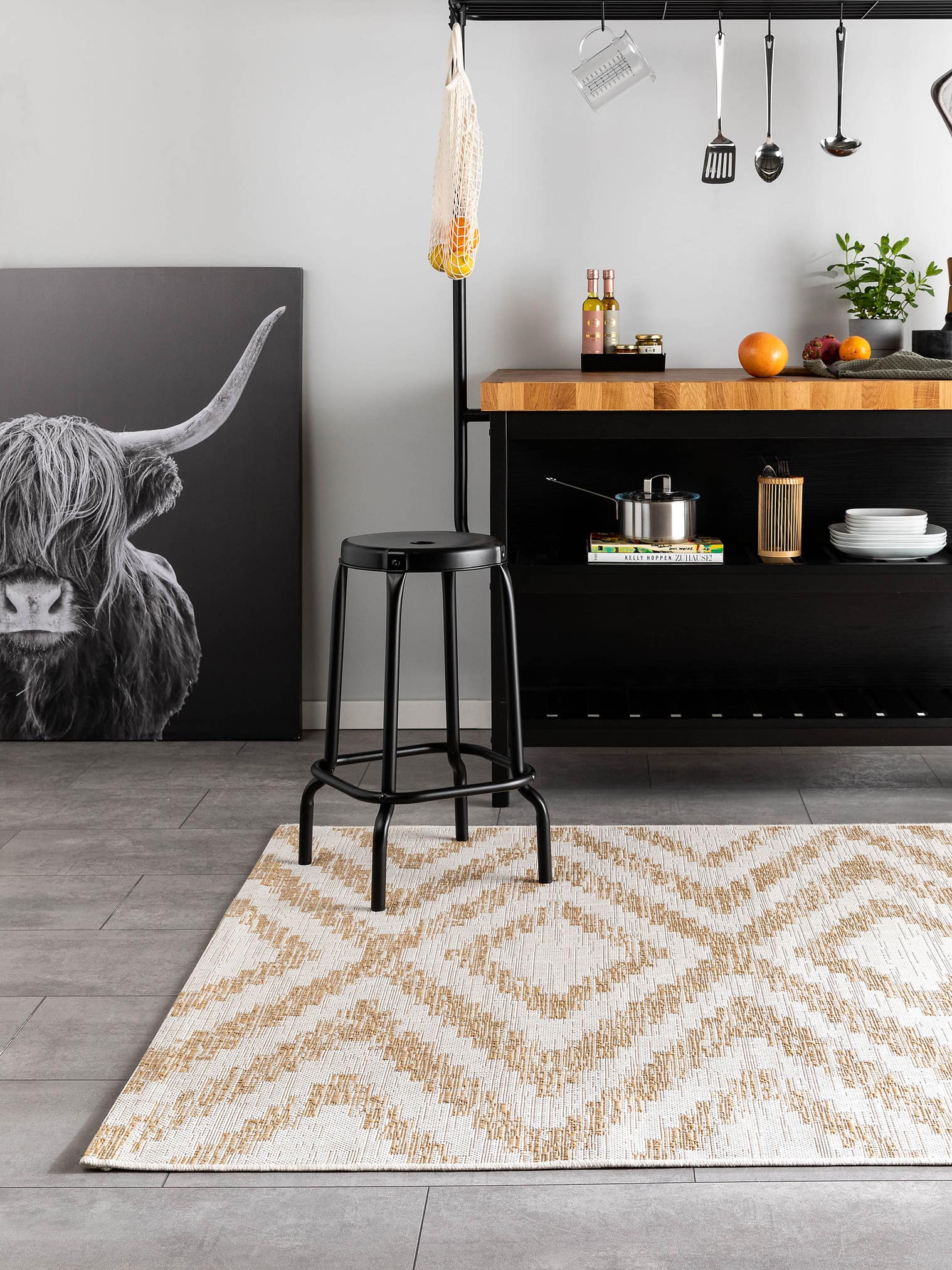 Rug made of 100% Polypropylene in Beige with a 1- 5 mm high pile by benuta Nest