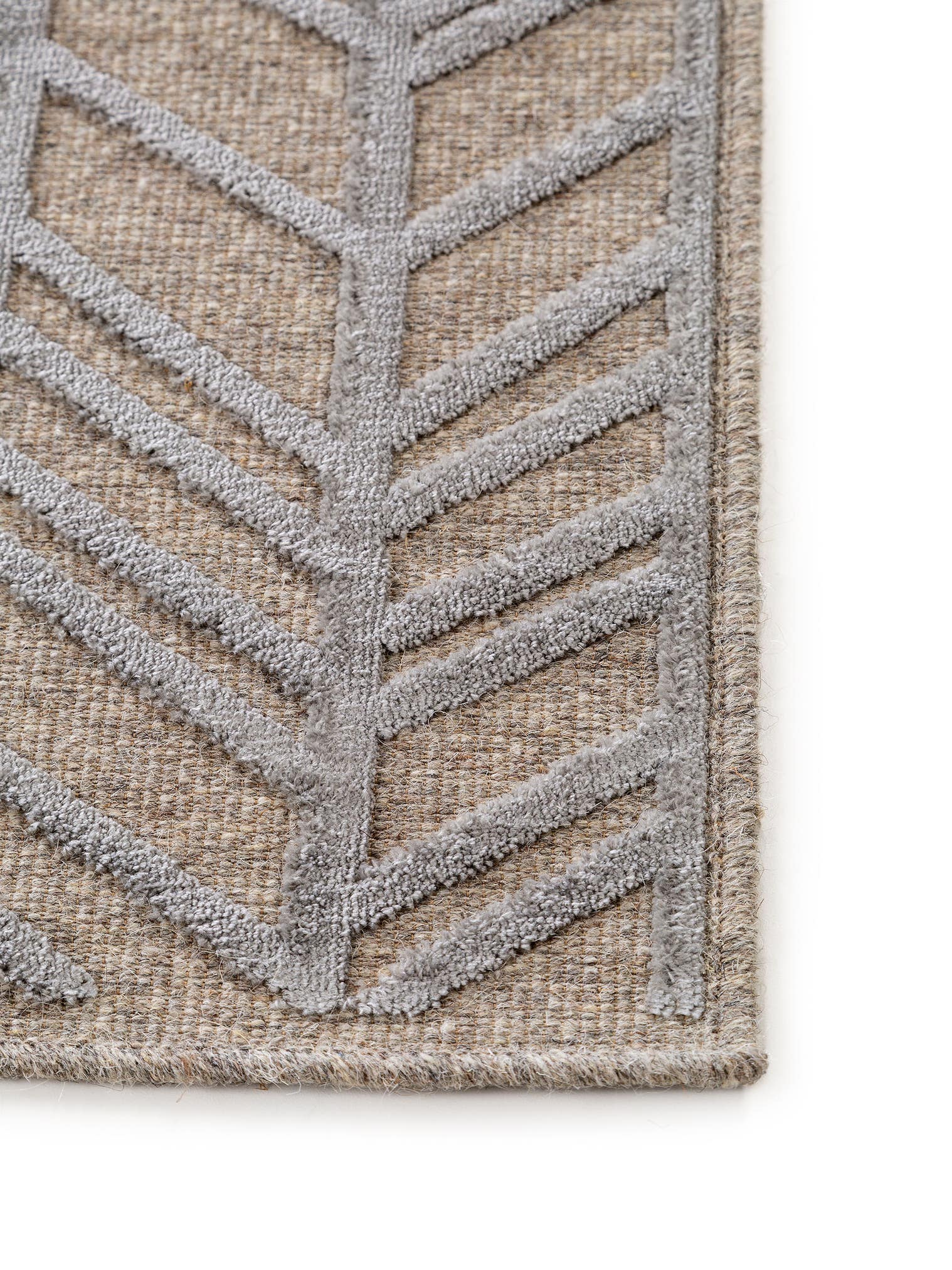 Tapis en 100% Viscose en Gris avec une pile de 1- 5 mm de hauteur de benuta