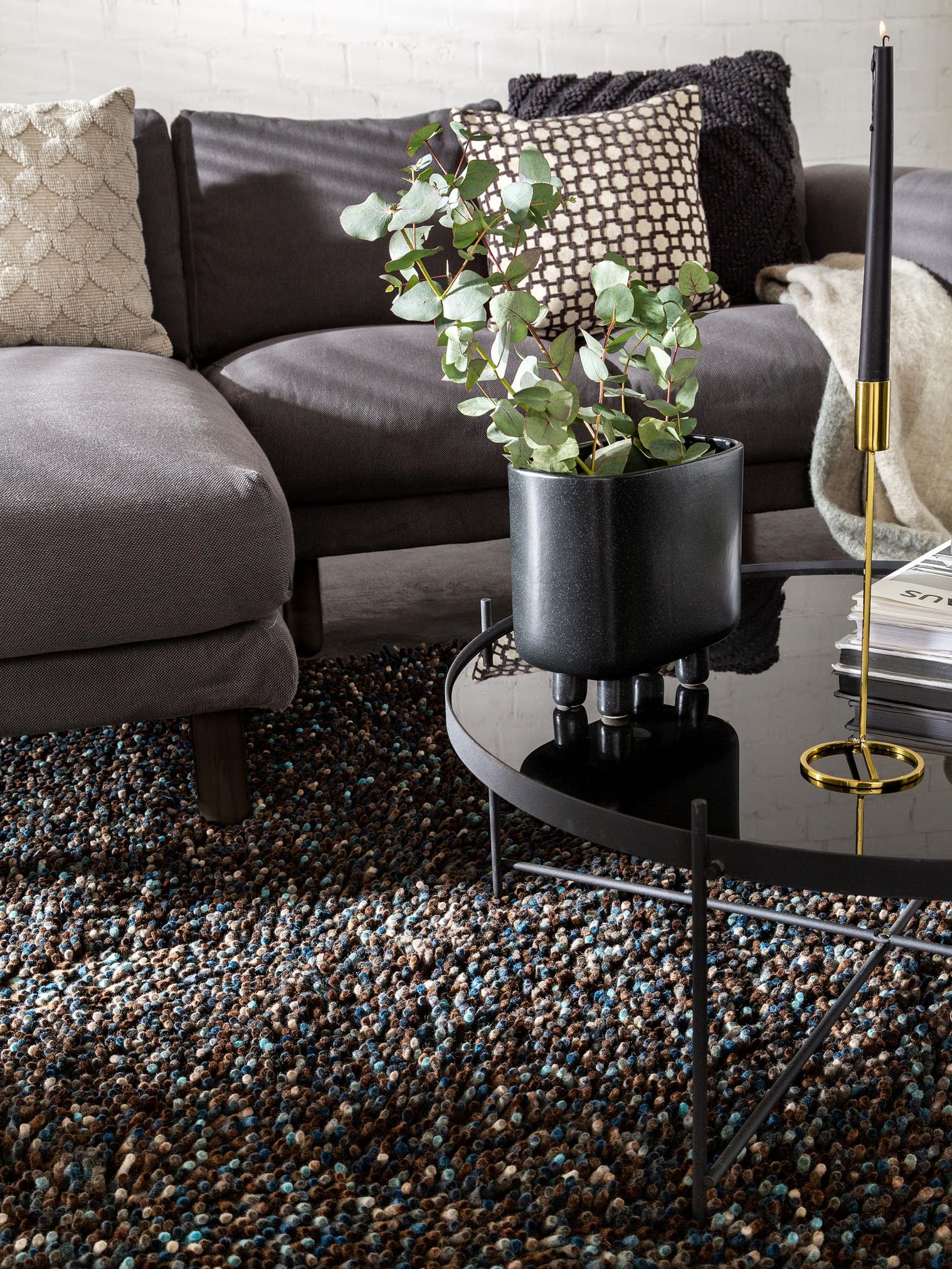 Teppich aus 100% Wolle in Blau mit 51 bis 60 mm hohem Flor von benuta