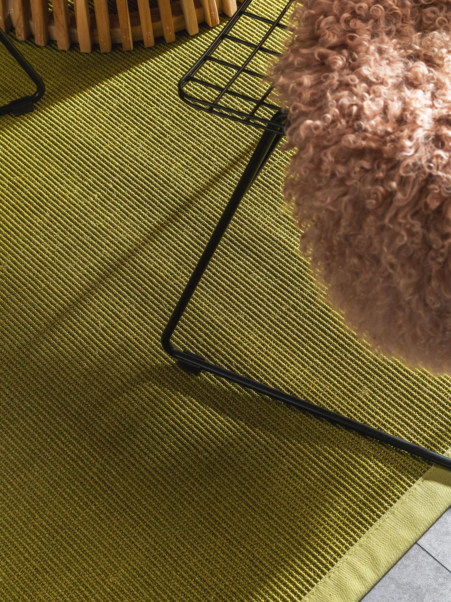 Rug made of 100% Sisal in Green with a 1- 5 mm high pile by benuta Nest