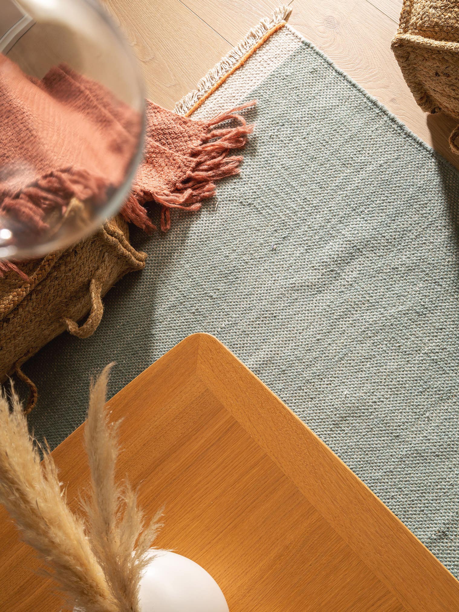 Tappeto di 60% Lana, 40% Cotone in Verde con pelo alto 1- 5 mm da benuta Pop