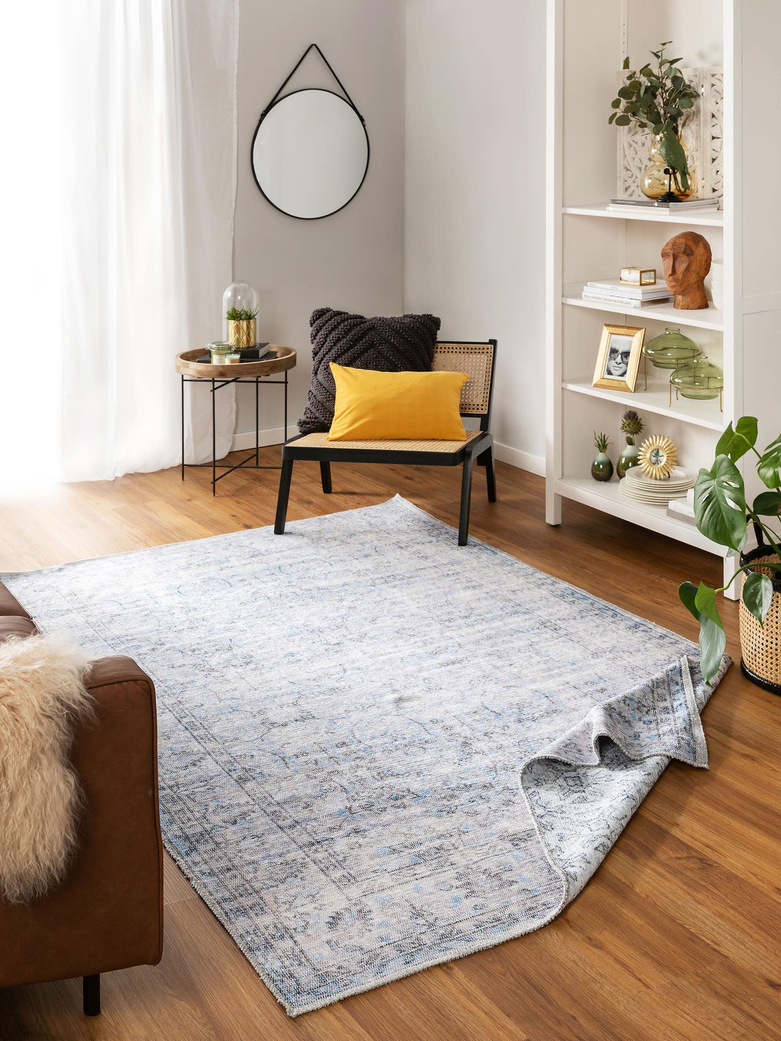 Tapis en 80% Polyester, 20% Coton en Gris avec une pile de 1- 5 mm de hauteur de benuta
