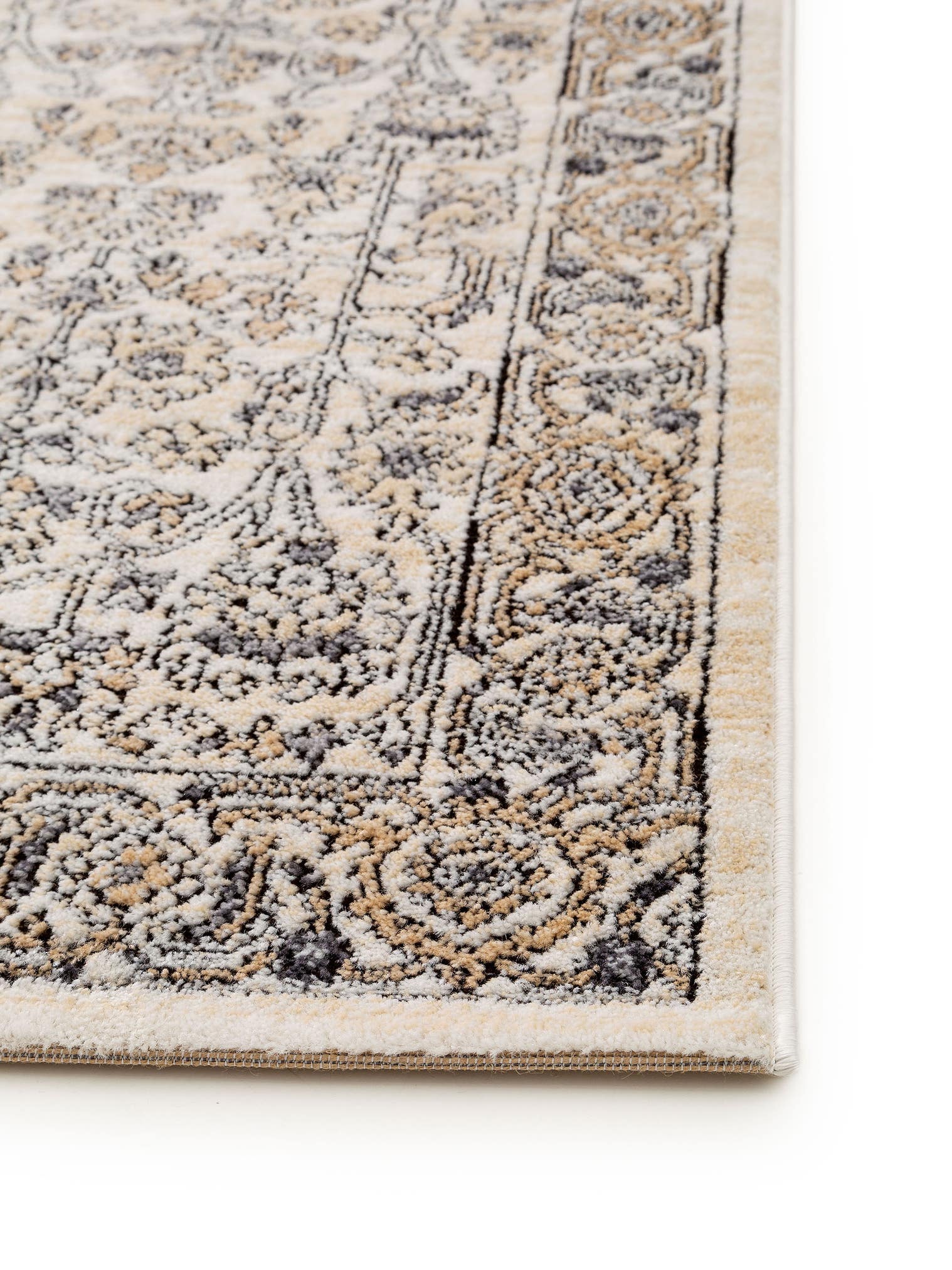 Tappeto di 70% Poliestere, 30% Polipropilene in Beige con pelo alto 11 - 20 mm da benuta Nest