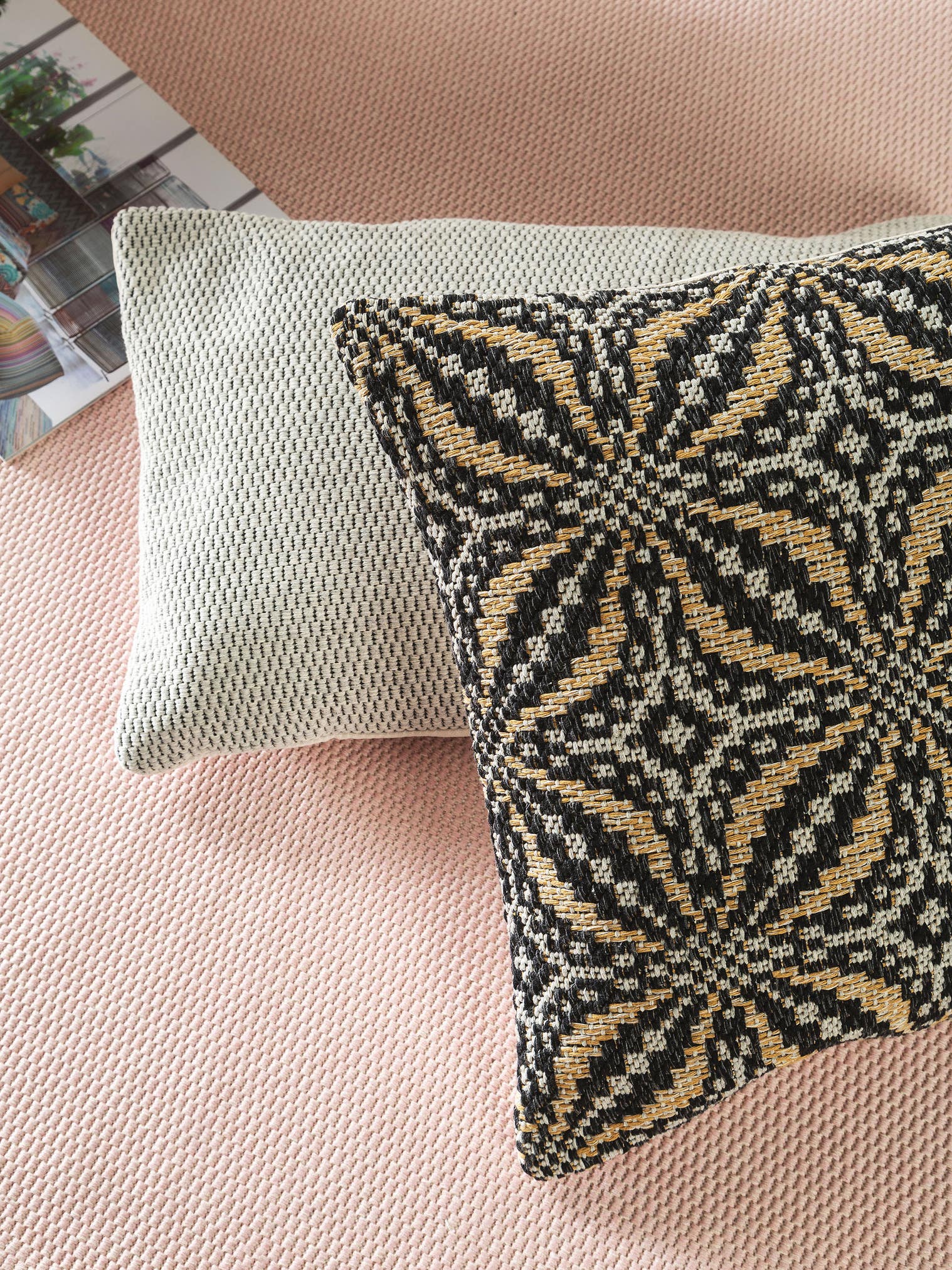 Funda de almohada Nizza Negro con diseño de Bereber en 100% Algodón de benuta Nest