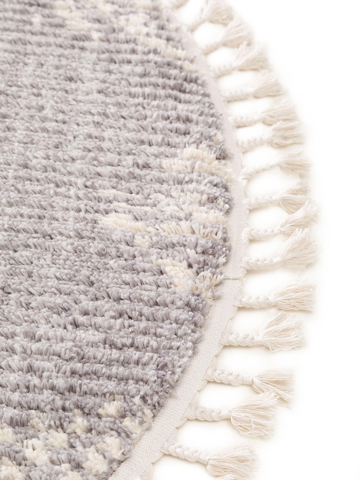 Teppich aus 100% Polyester in Grau mit 21 bis 30 mm hohem Flor von benuta Pop