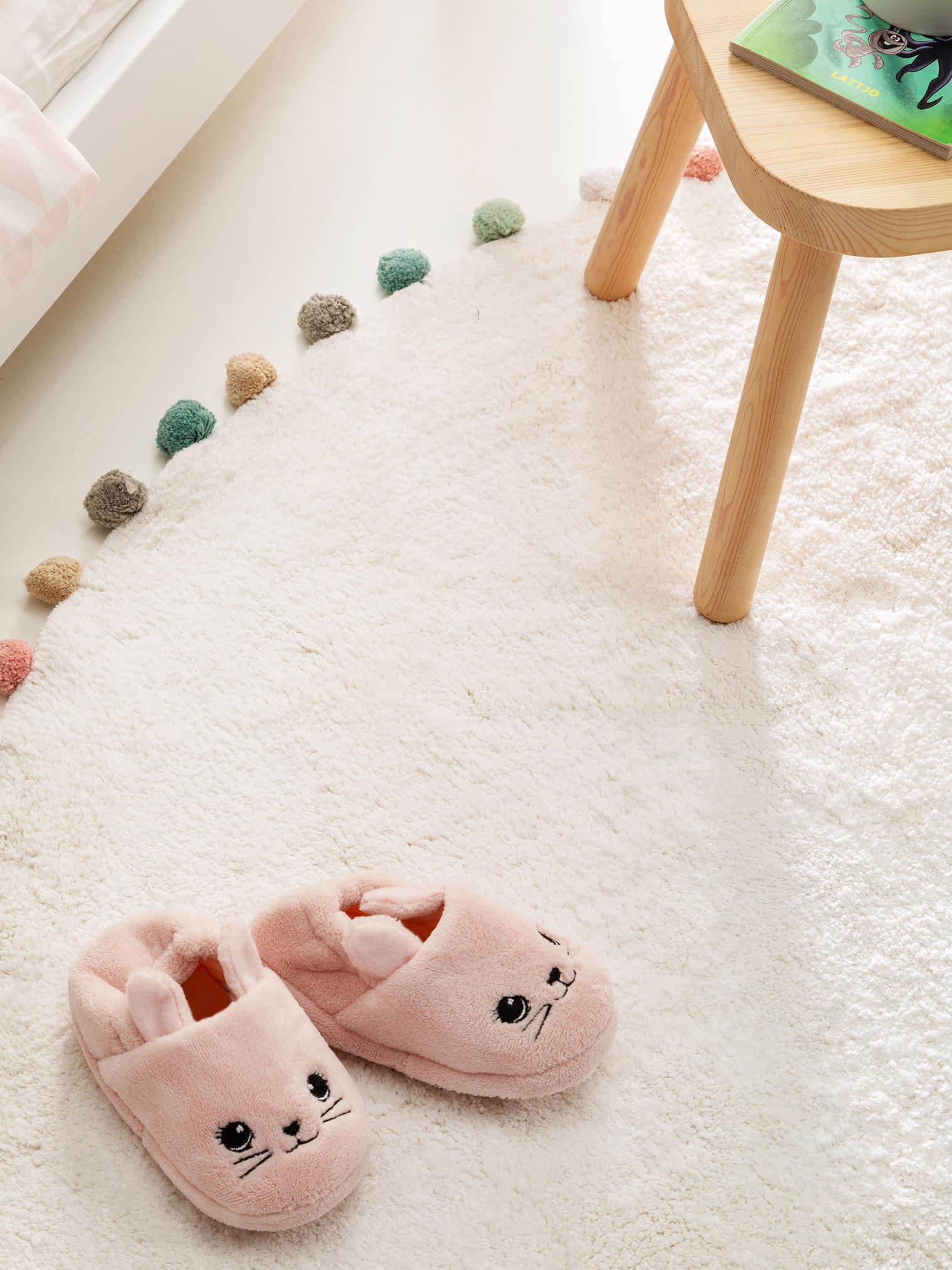 Matta av 100% Bomull i Beige med 6 - 10 mm hög lugg från Lytte