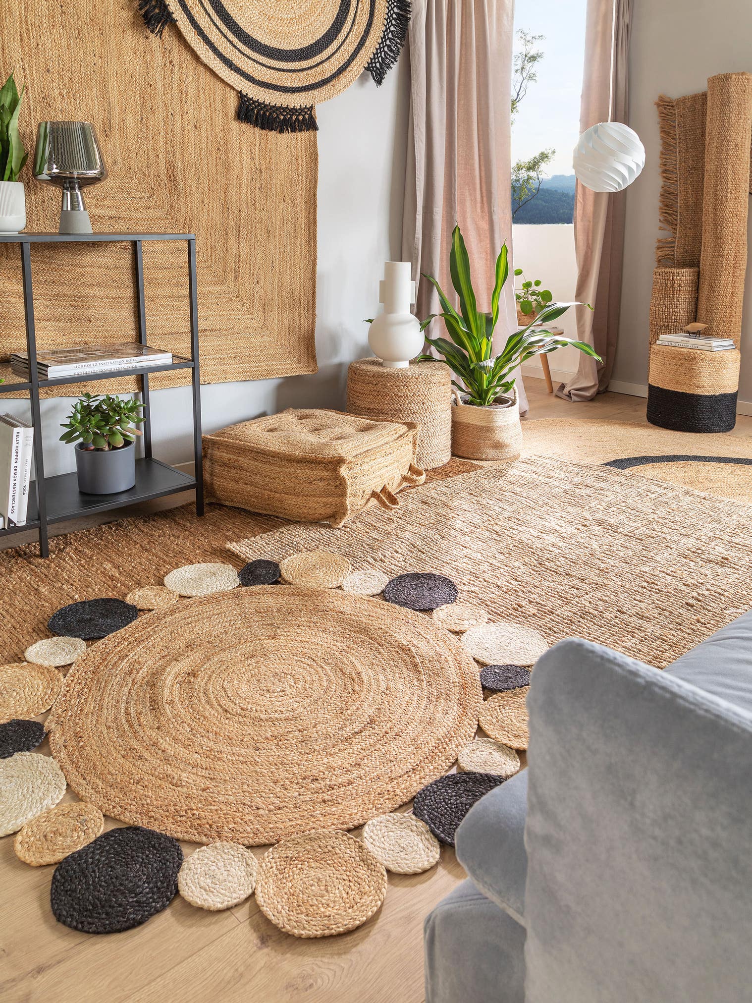 Teppich aus 100% Jute in Braun mit bis 5 mm hohem Flor von benuta Pure