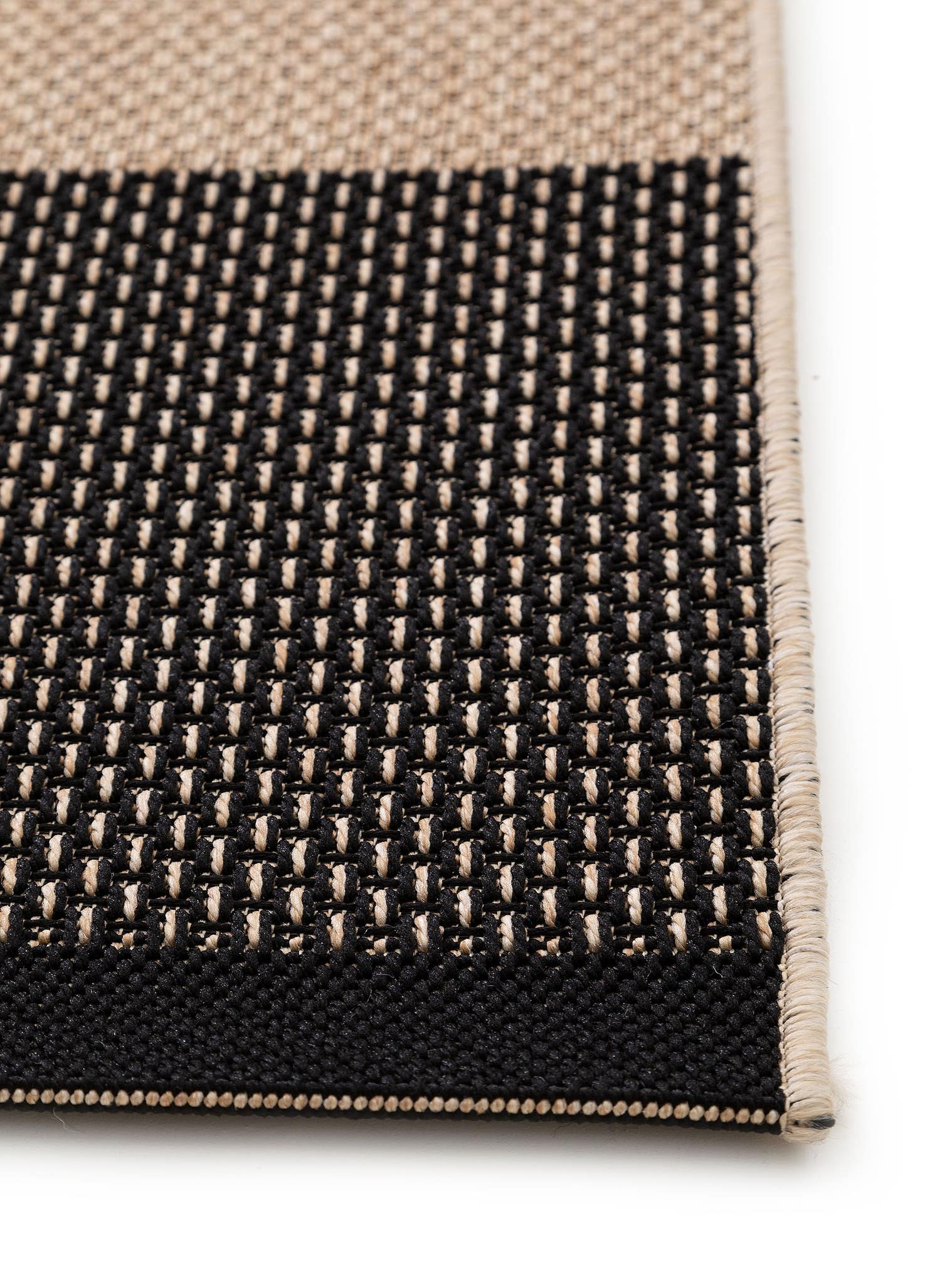 Tæppe af 100% Polypropylen i Beige med 6 - 10 mm høj luv fra benuta Nest