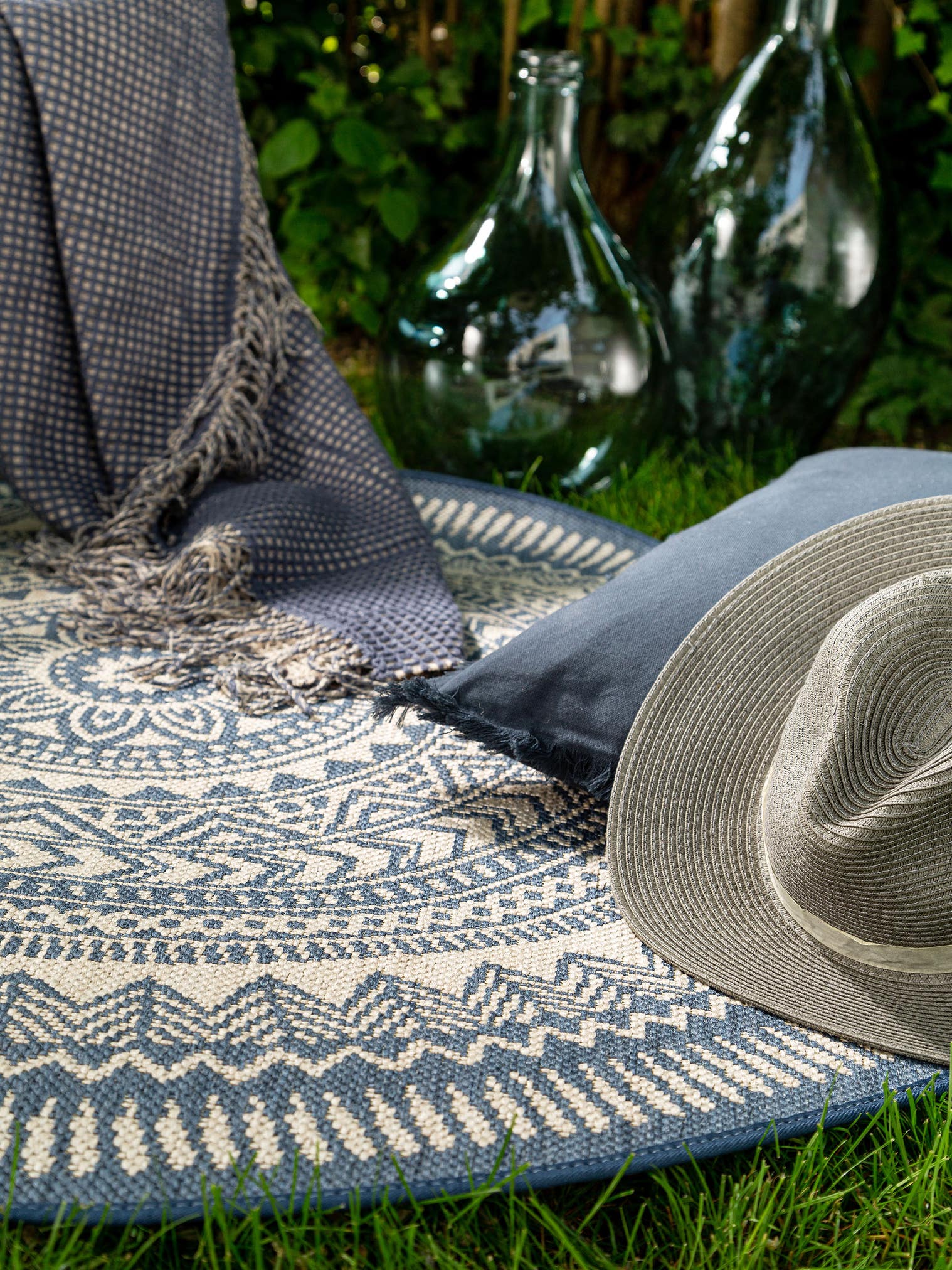 Teppich aus 100% Polypropylen in Blau mit 6 bis 10 mm hohem Flor von benuta Nest