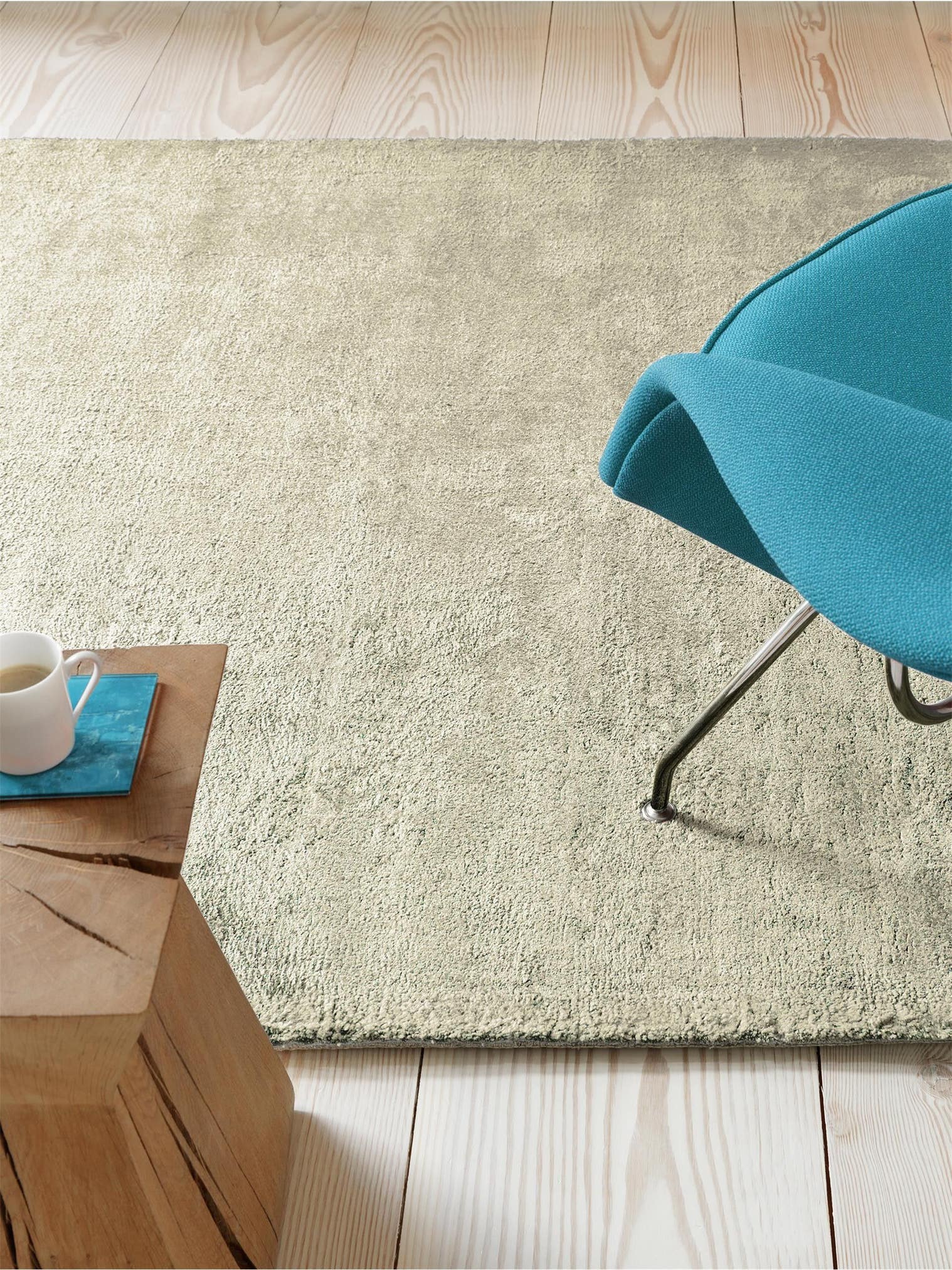 Teppich aus 80% Viskose, 20% Baumwolle in Beige mit 11 bis 20 mm hohem Flor von benuta