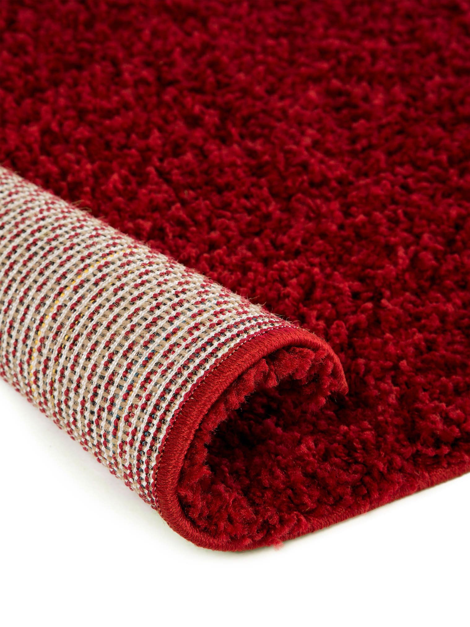 Teppich aus 100% Polypropylen in Rot mit 21 bis 30 mm hohem Flor von benuta