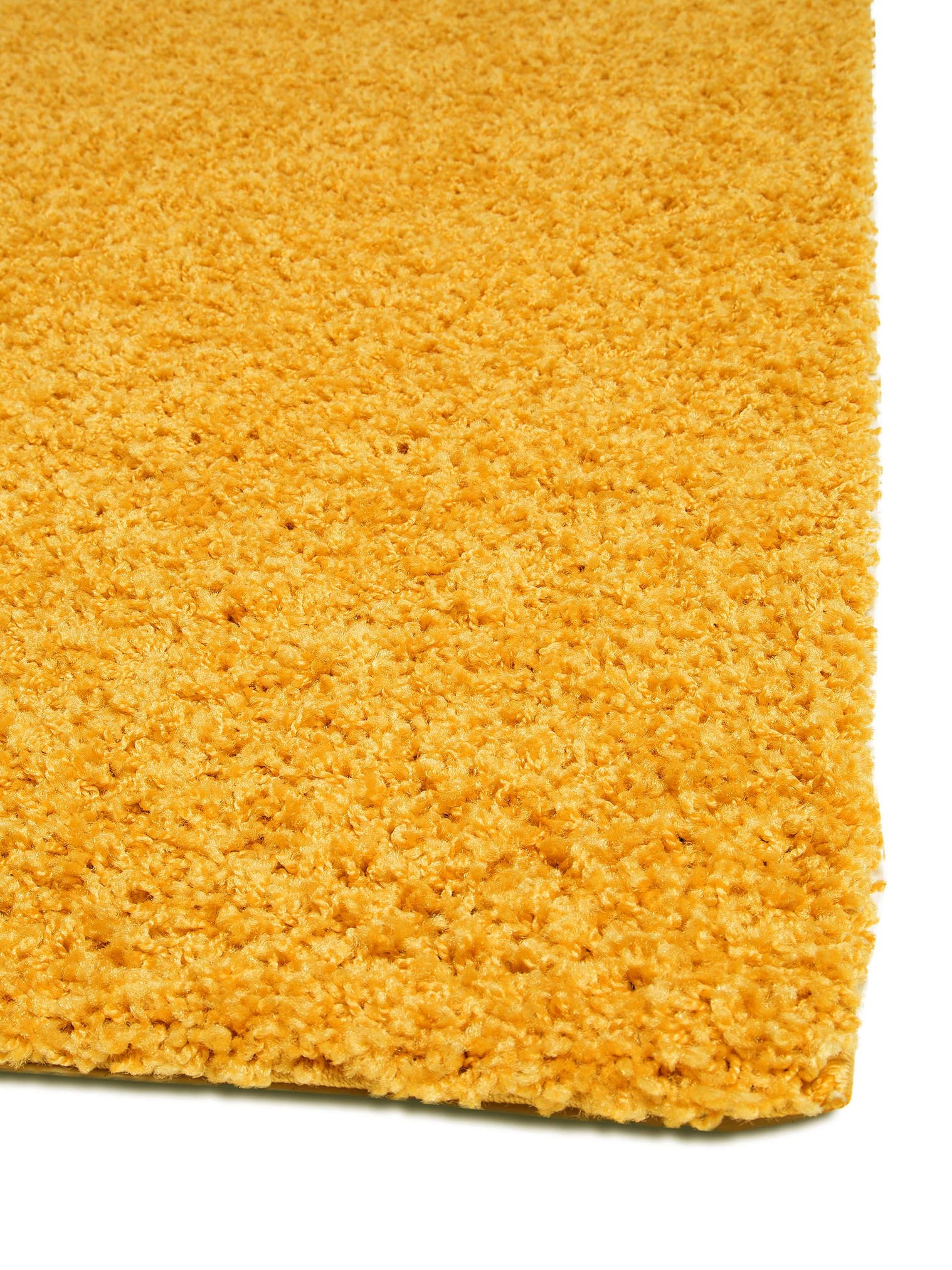 Matta av 100% Polypropylen i Gul med 21 - 30 mm hög lugg från benuta