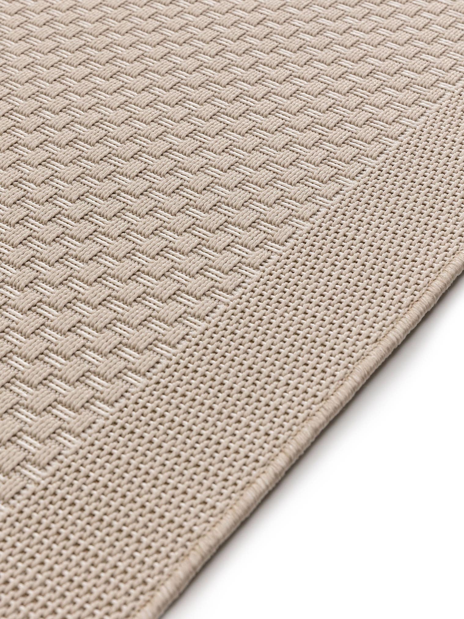 Rug made of 100% Polypropylene in White with a 6 - 10 mm high pile by benuta Nest
