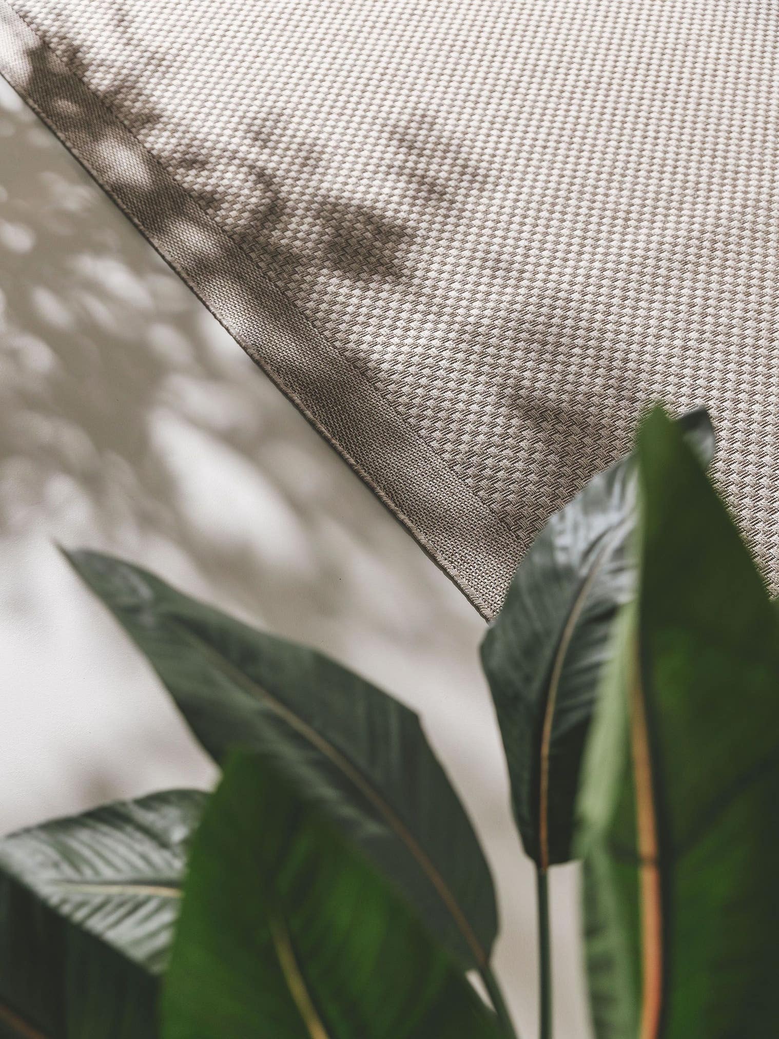 Rug made of 100% Polypropylene in Grey with a 6 - 10 mm high pile by benuta Nest