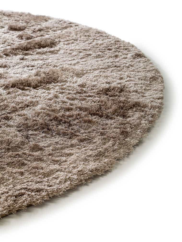 Rug made of 100% Polyester in Brown with a 31 - 40 mm high pile by benuta Nest
