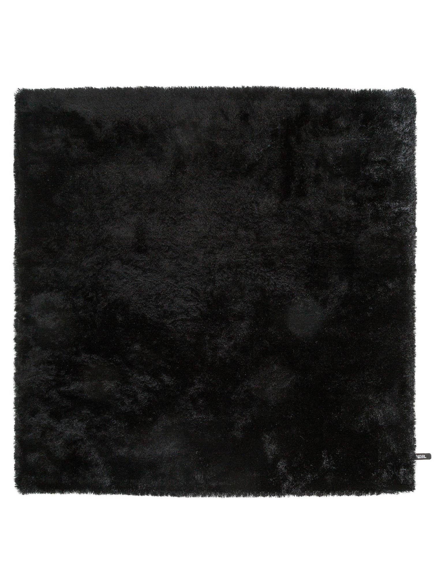 Teppich aus 100% Polyester in Schwarz mit 31 bis 40 mm hohem Flor von benuta Nest