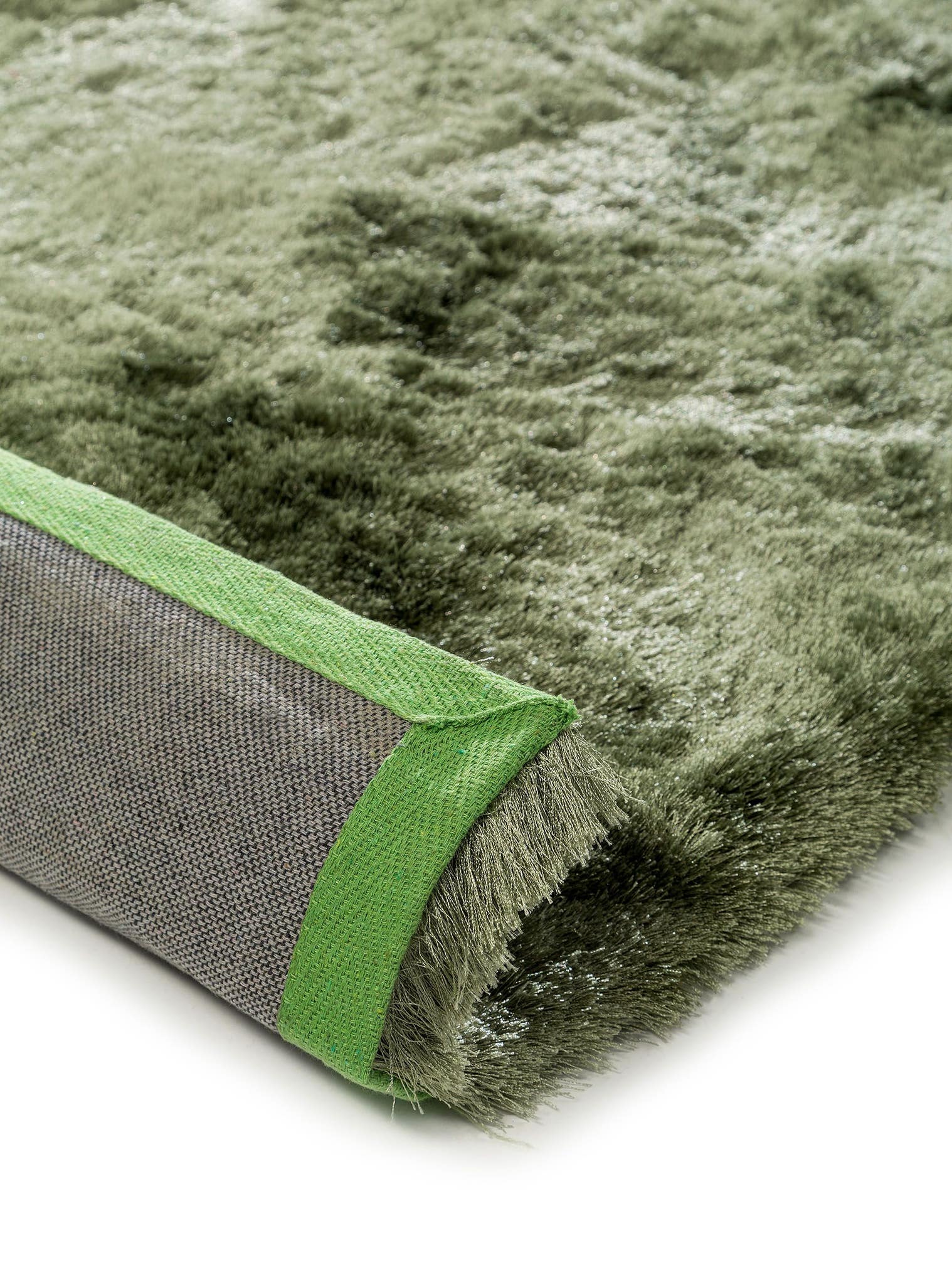 Teppich aus 100% Polyester in Grün mit 31 bis 40 mm hohem Flor von benuta Nest