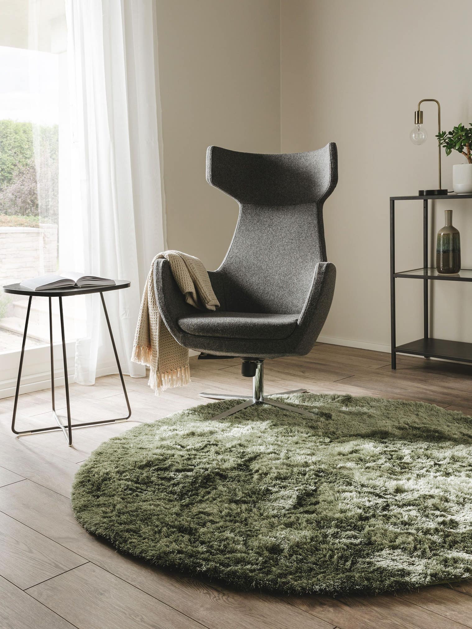 Rug made of 100% Polyester in Green with a 31 - 40 mm high pile by benuta Nest